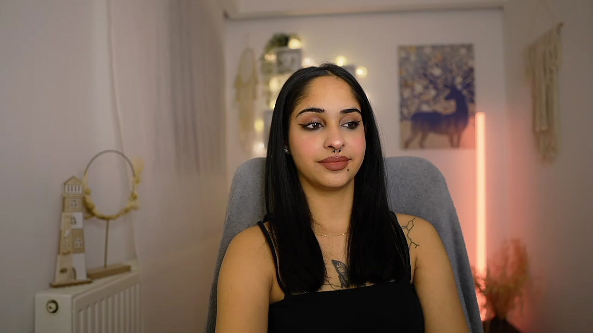 Gallery image thumbnail from Eve_Sweet18's myfreecams stream on, 01/18/2024, 19:32 image 13 of 20