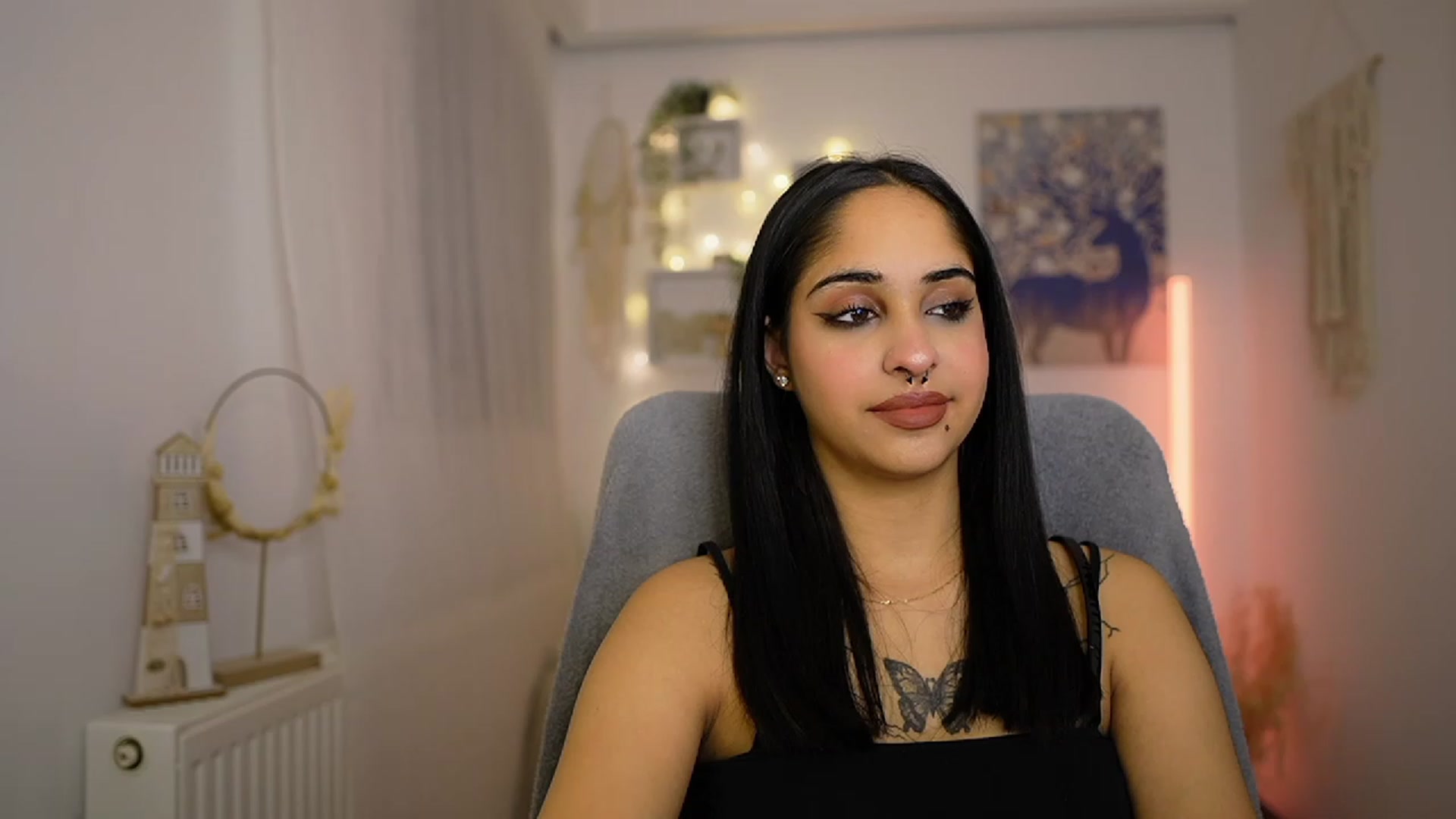 Gallery image thumbnail from Eve_Sweet18's myfreecams stream on, 01/18/2024, 19:32 image 1 of 20