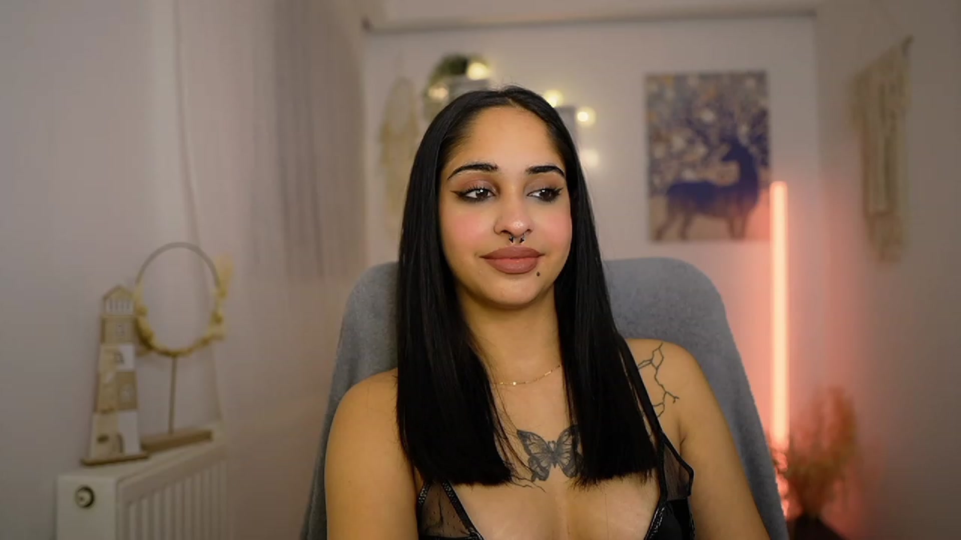 Gallery image thumbnail from Eve_Sweet18's myfreecams stream on, 01/18/2024, 21:04 image 11 of 20