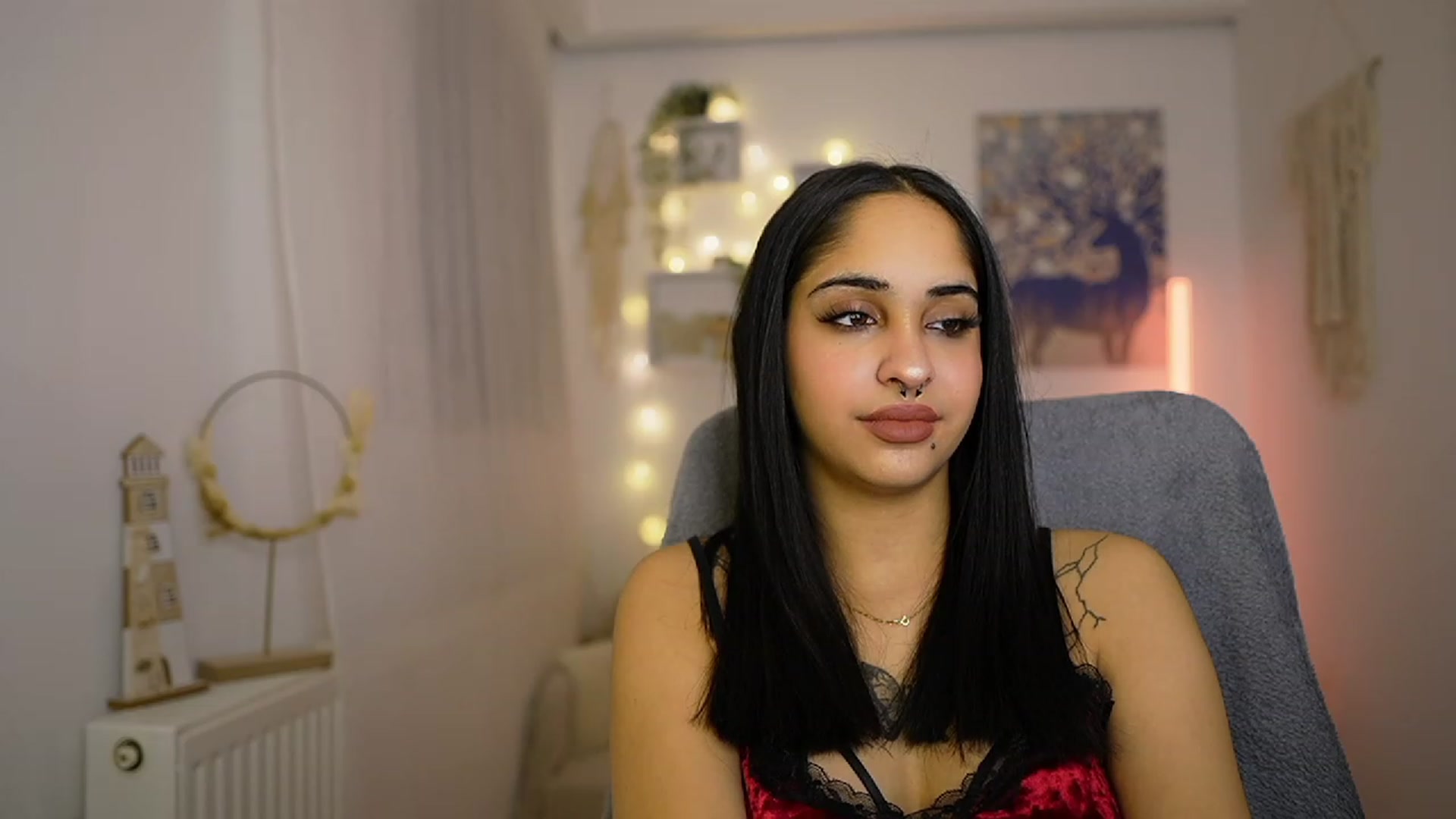 Gallery image thumbnail from Eve_Sweet18's myfreecams stream on, 01/21/2024, 20:52 image 18 of 20