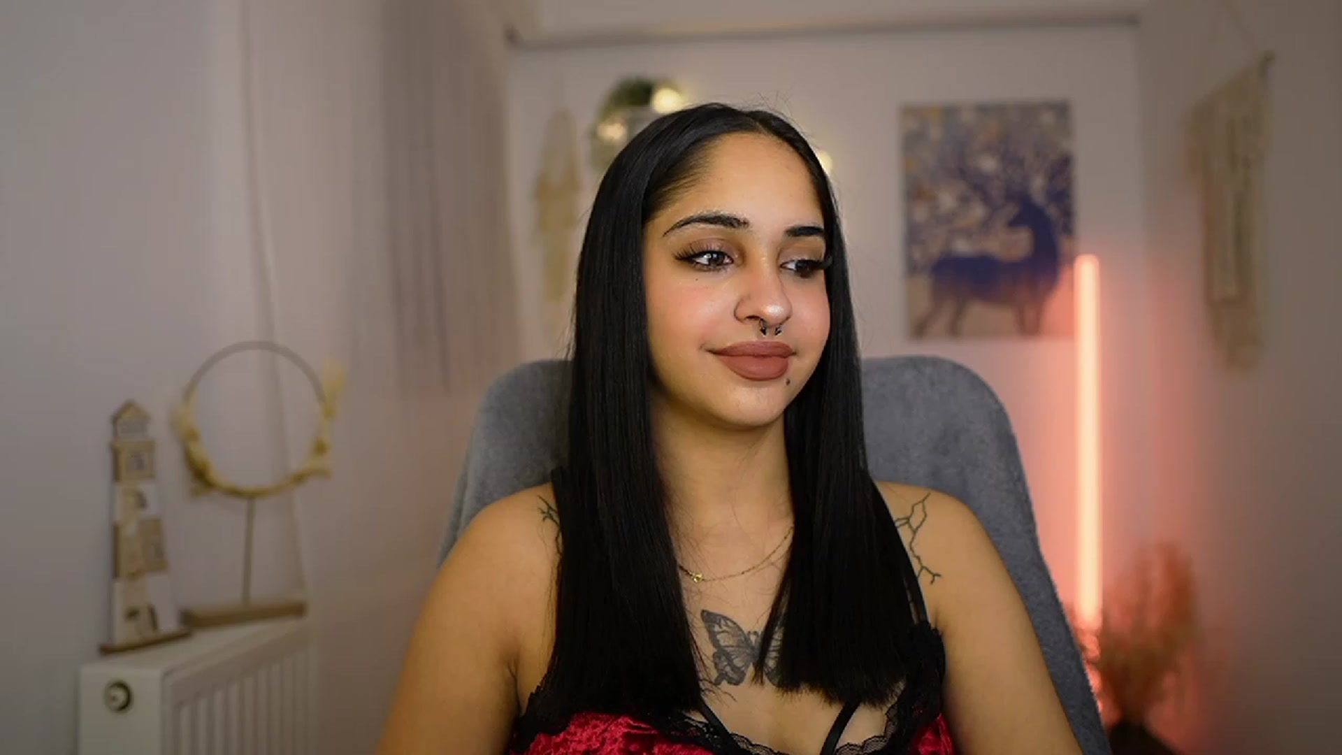 Gallery image thumbnail from Eve_Sweet18's myfreecams stream on, 01/21/2024, 20:52 image 1 of 20