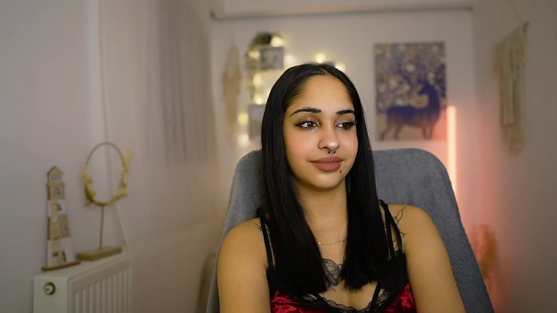 Gallery image thumbnail from Eve_Sweet18's myfreecams stream on, 01/21/2024, 22:32 image 12 of 20