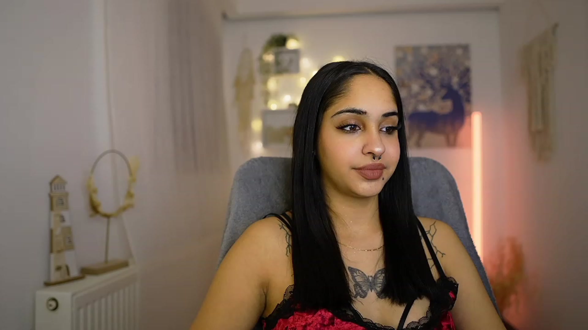 Gallery image thumbnail from Eve_Sweet18's myfreecams stream on, 01/21/2024, 22:32 image 7 of 20