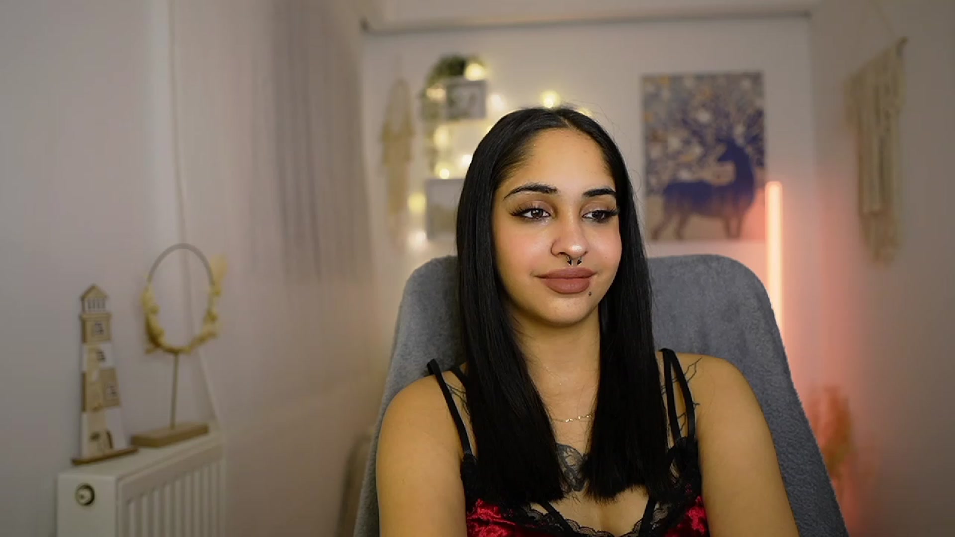Gallery image thumbnail from Eve_Sweet18's myfreecams stream on, 01/21/2024, 22:32 image 13 of 20