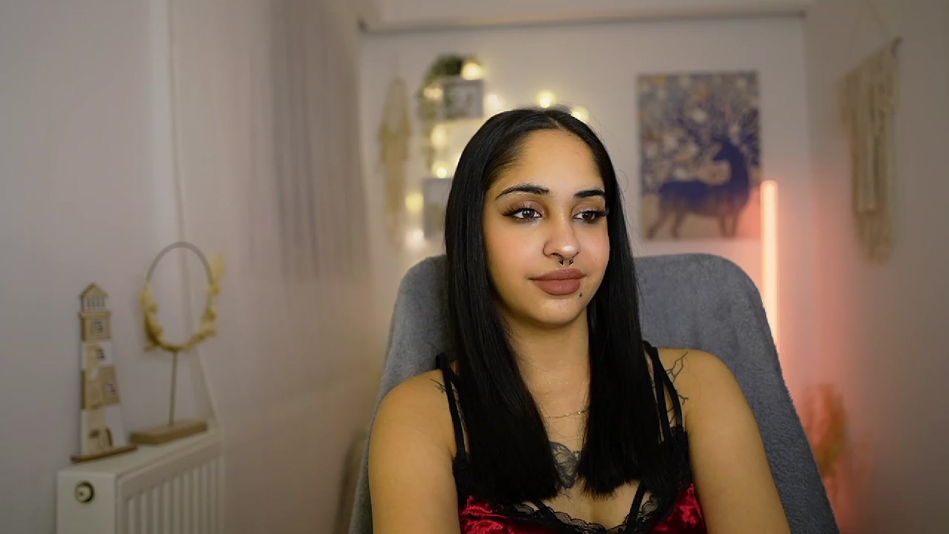 Gallery image thumbnail from Eve_Sweet18's myfreecams stream on, 01/21/2024, 22:32 image 11 of 20