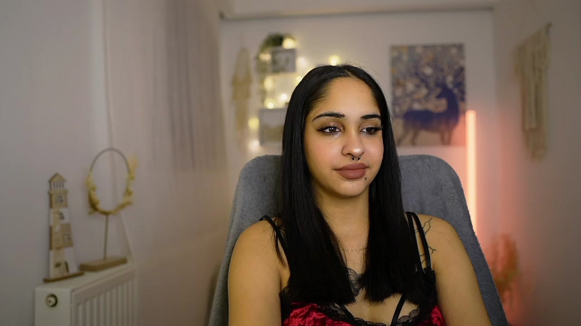 Gallery image thumbnail from Eve_Sweet18's myfreecams stream on, 01/21/2024, 22:32 image 16 of 20