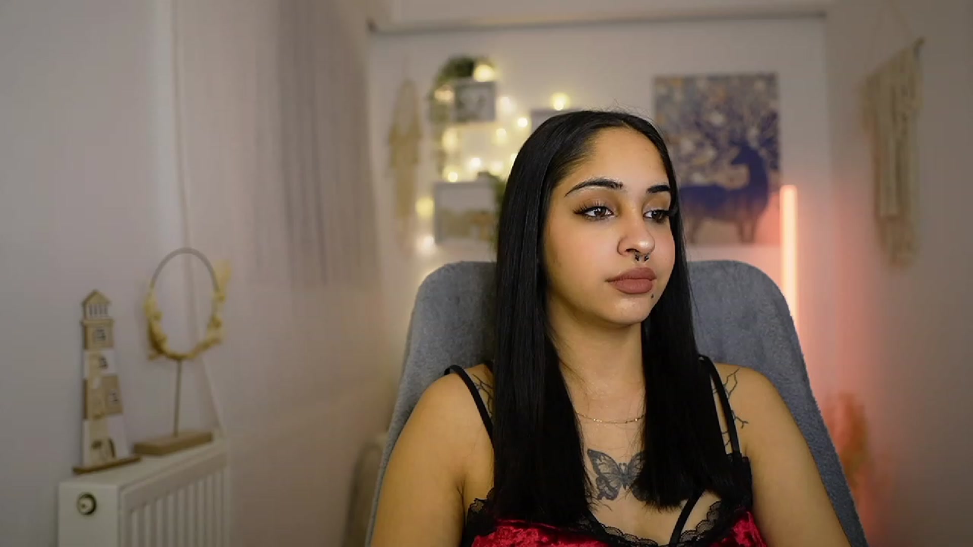 Gallery image thumbnail from Eve_Sweet18's myfreecams stream on, 01/21/2024, 22:32 image 10 of 20
