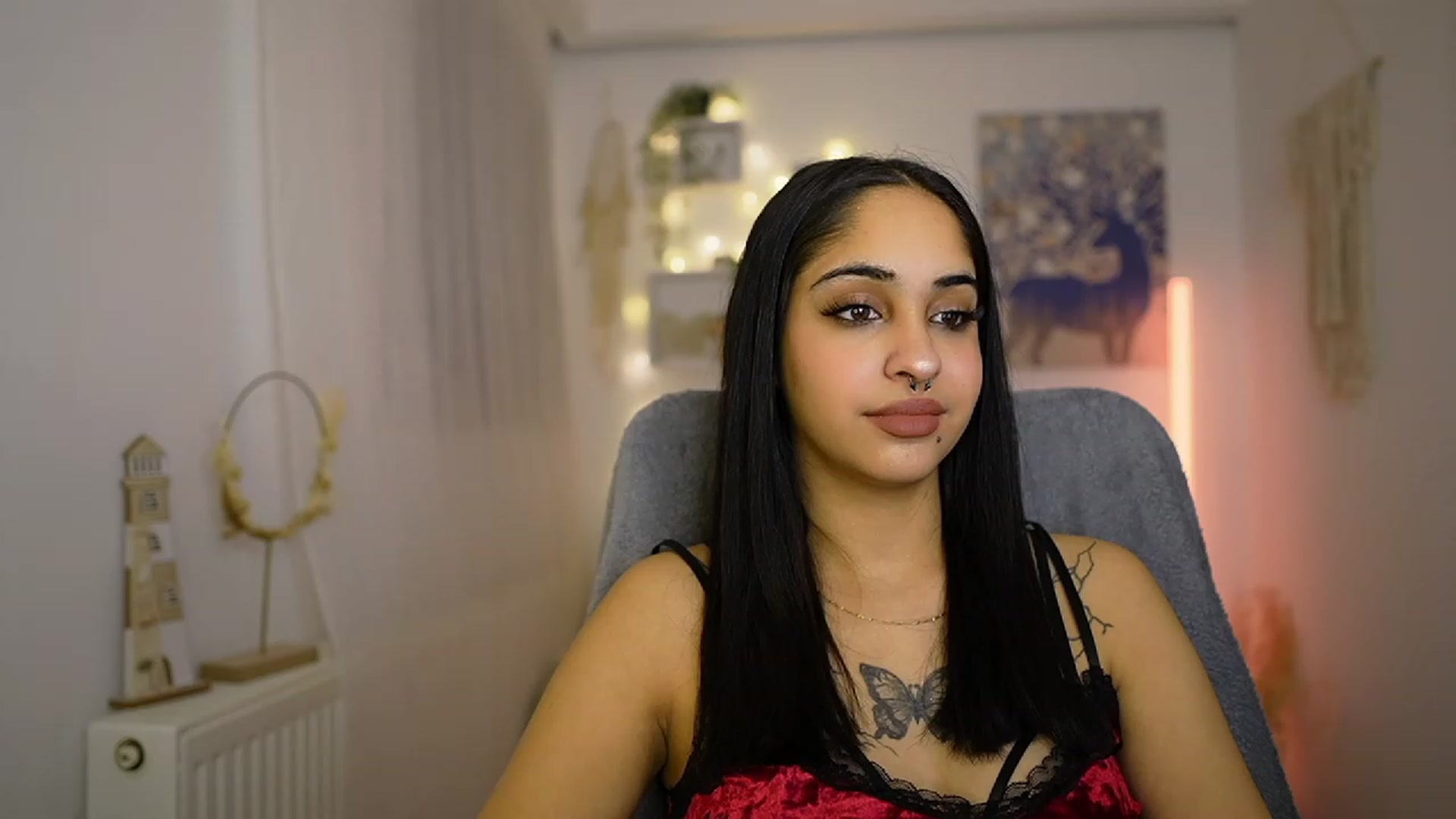 Gallery image thumbnail from Eve_Sweet18's myfreecams stream on, 01/21/2024, 22:32 image 8 of 20