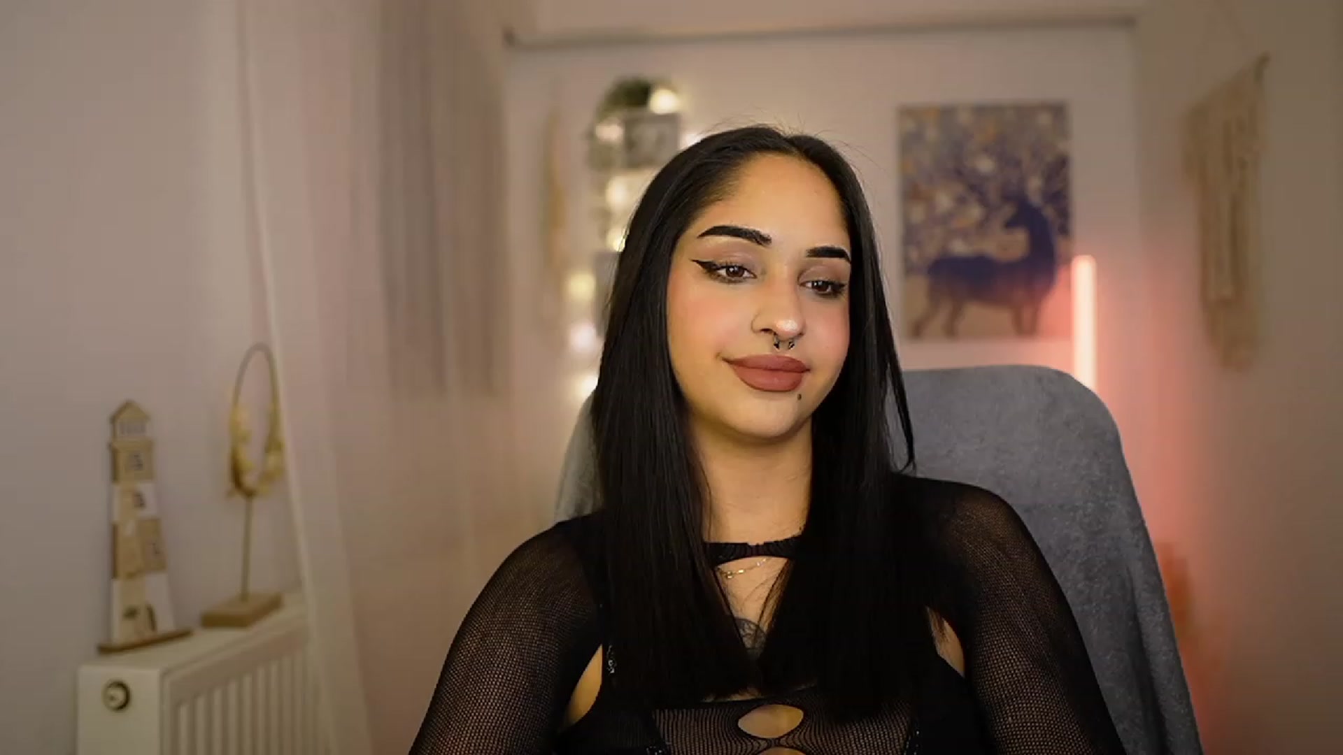 Gallery image thumbnail from Eve_Sweet18's myfreecams stream on, 01/24/2024, 20:12 image 1 of 20