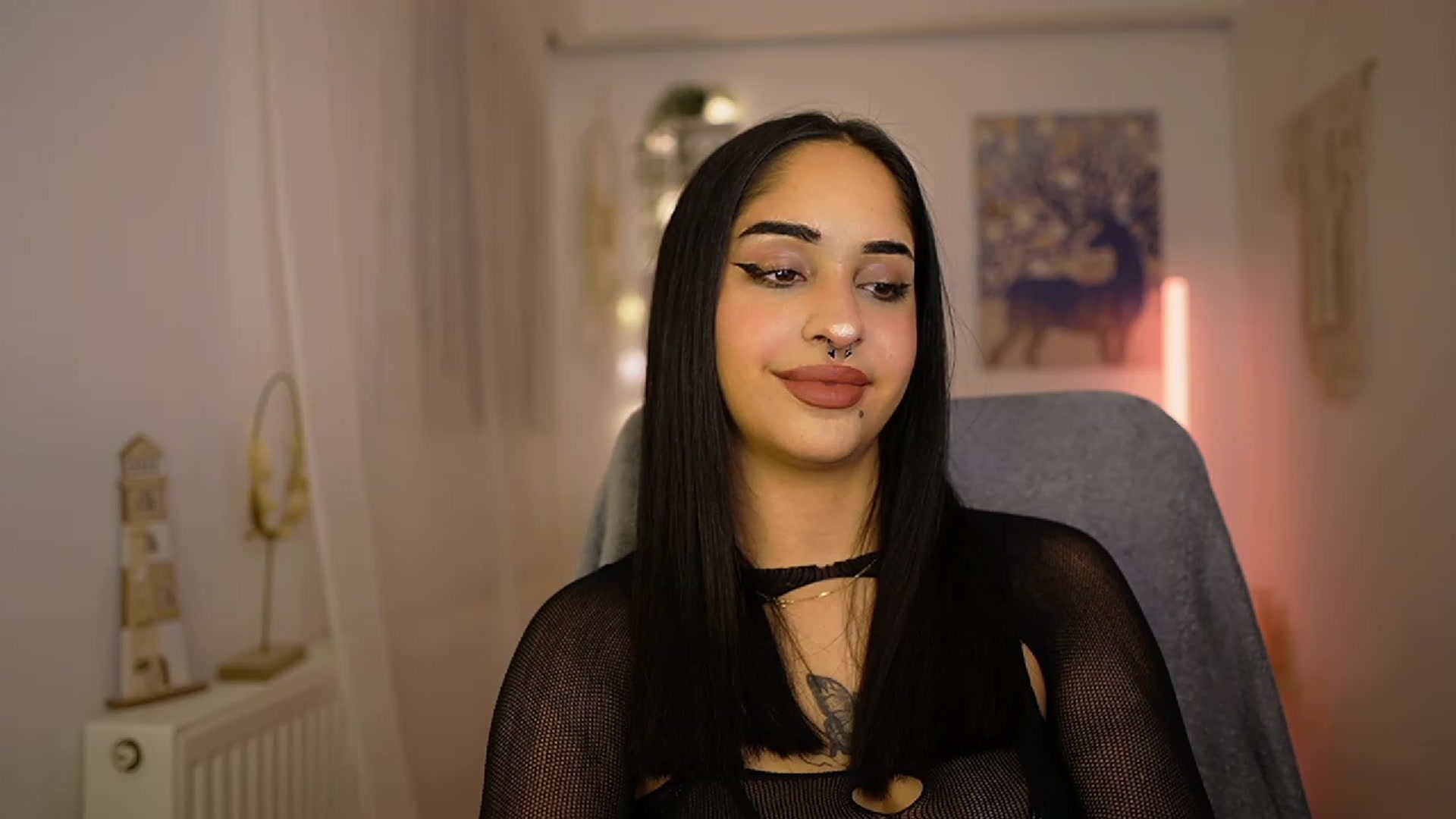 Gallery image thumbnail from Eve_Sweet18's myfreecams stream on, 01/24/2024, 20:12 image 17 of 20