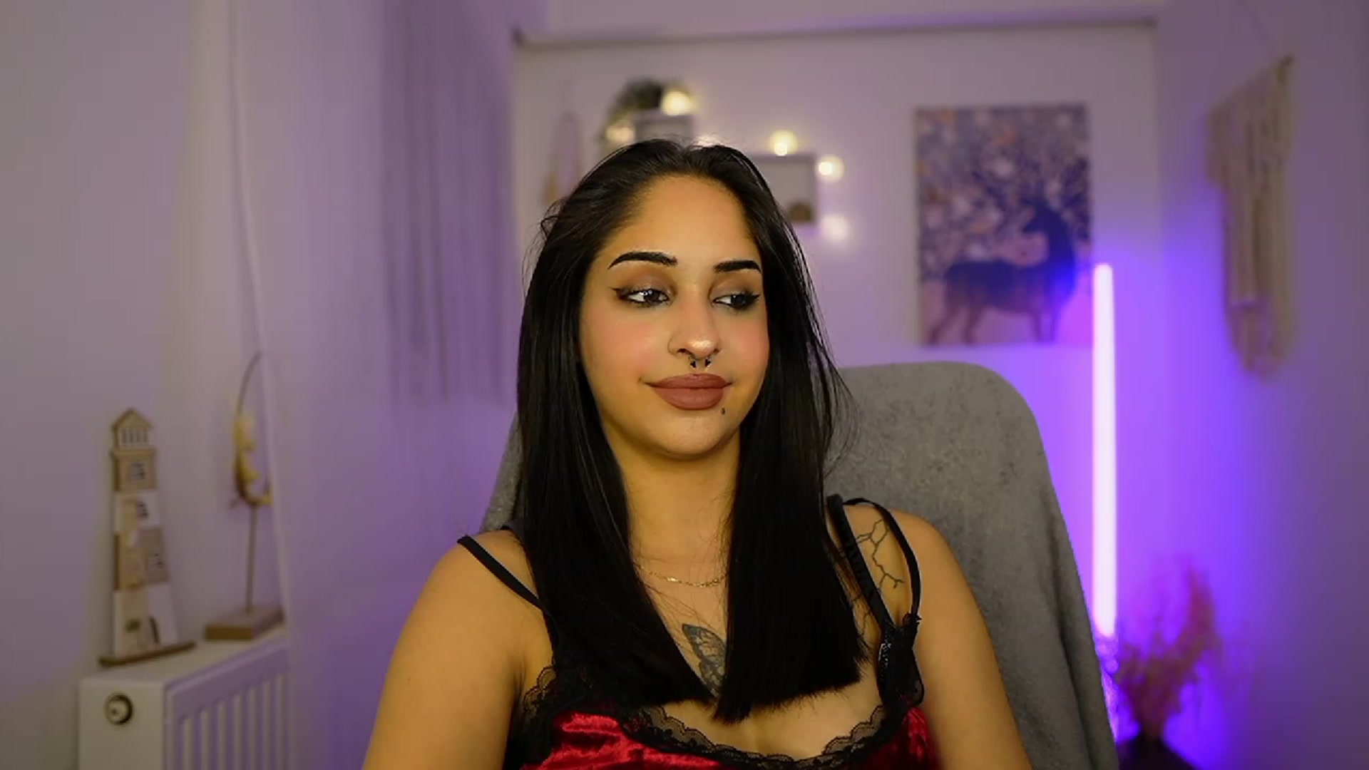 Gallery image thumbnail from Eve_Sweet18's myfreecams stream on, 01/27/2024, 21:02 image 15 of 20