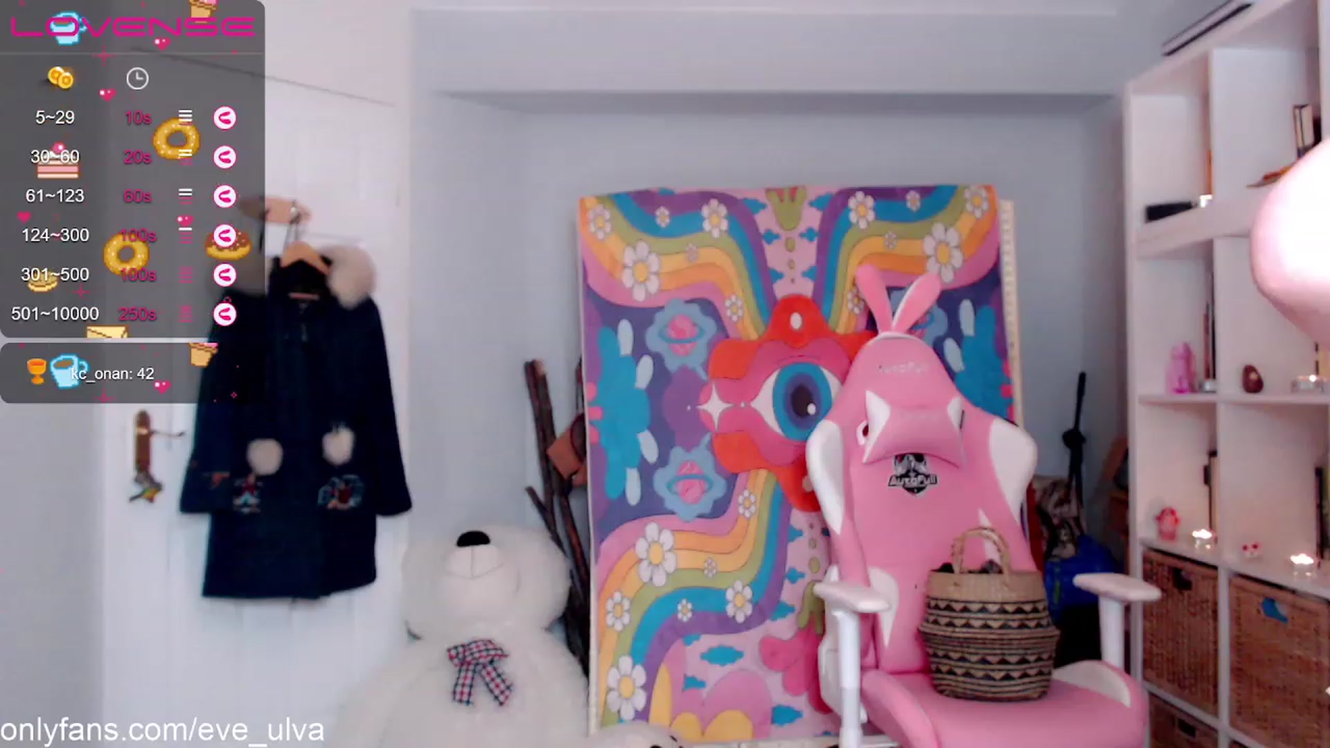 Gallery image thumbnail from Eve_Ulva's myfreecams stream on, 12/23/2022, 20:44 image 19 of 20