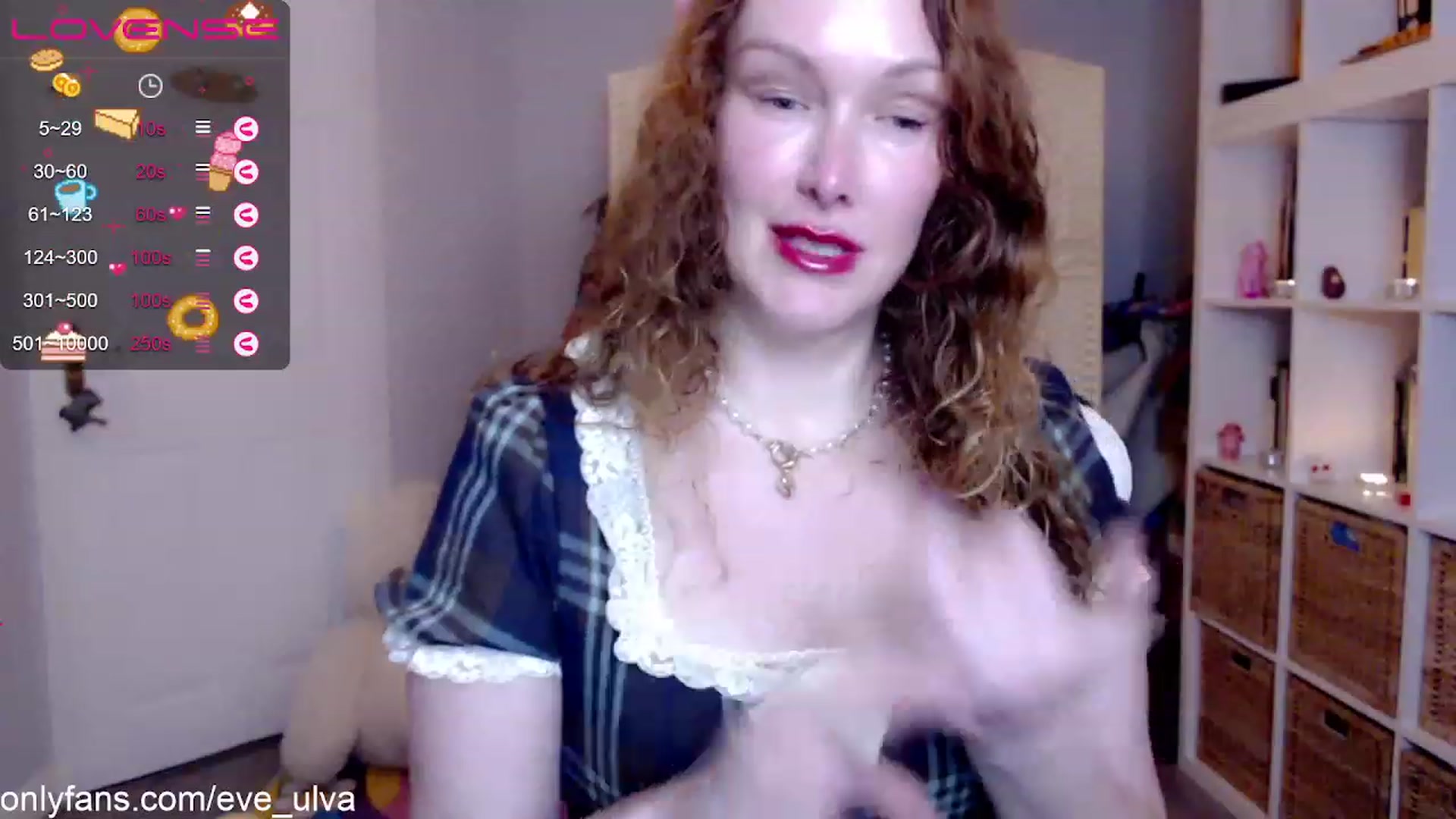 Gallery image thumbnail from Eve_Ulva's myfreecams stream on, 12/28/2022, 19:00 image 9 of 20