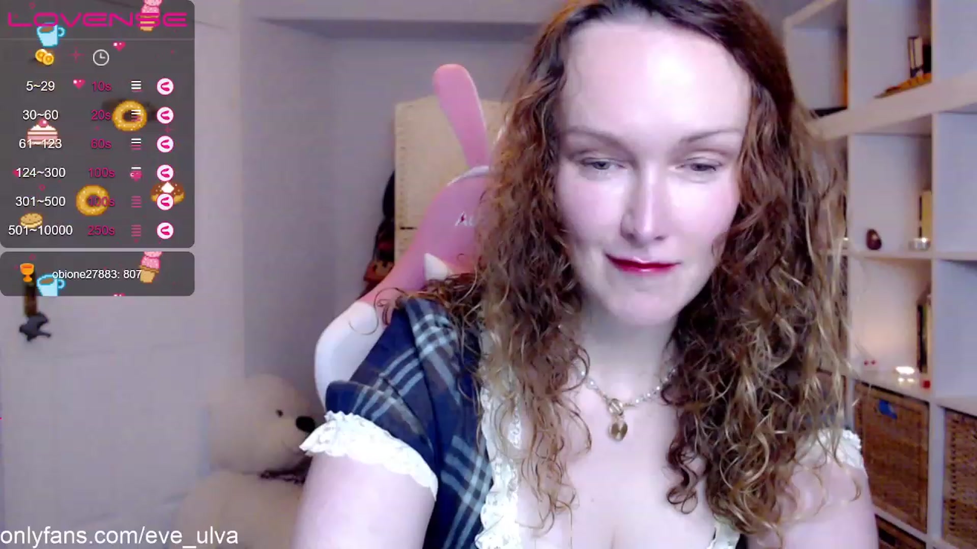 Gallery image thumbnail from Eve_Ulva's myfreecams stream on, 12/28/2022, 20:19 image 3 of 20