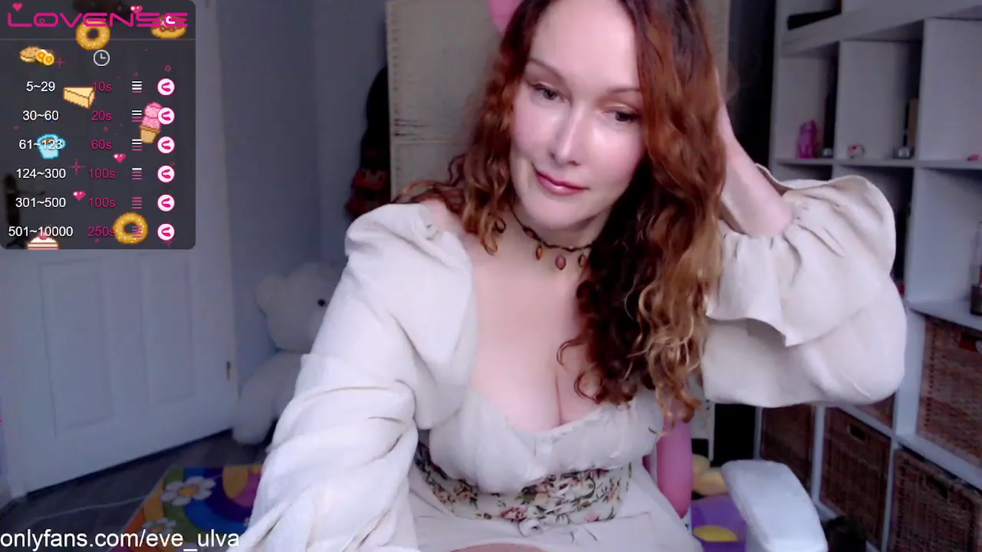 Gallery image thumbnail from Eve_Ulva's myfreecams stream on, 01/03/2023, 15:56 image 4 of 20