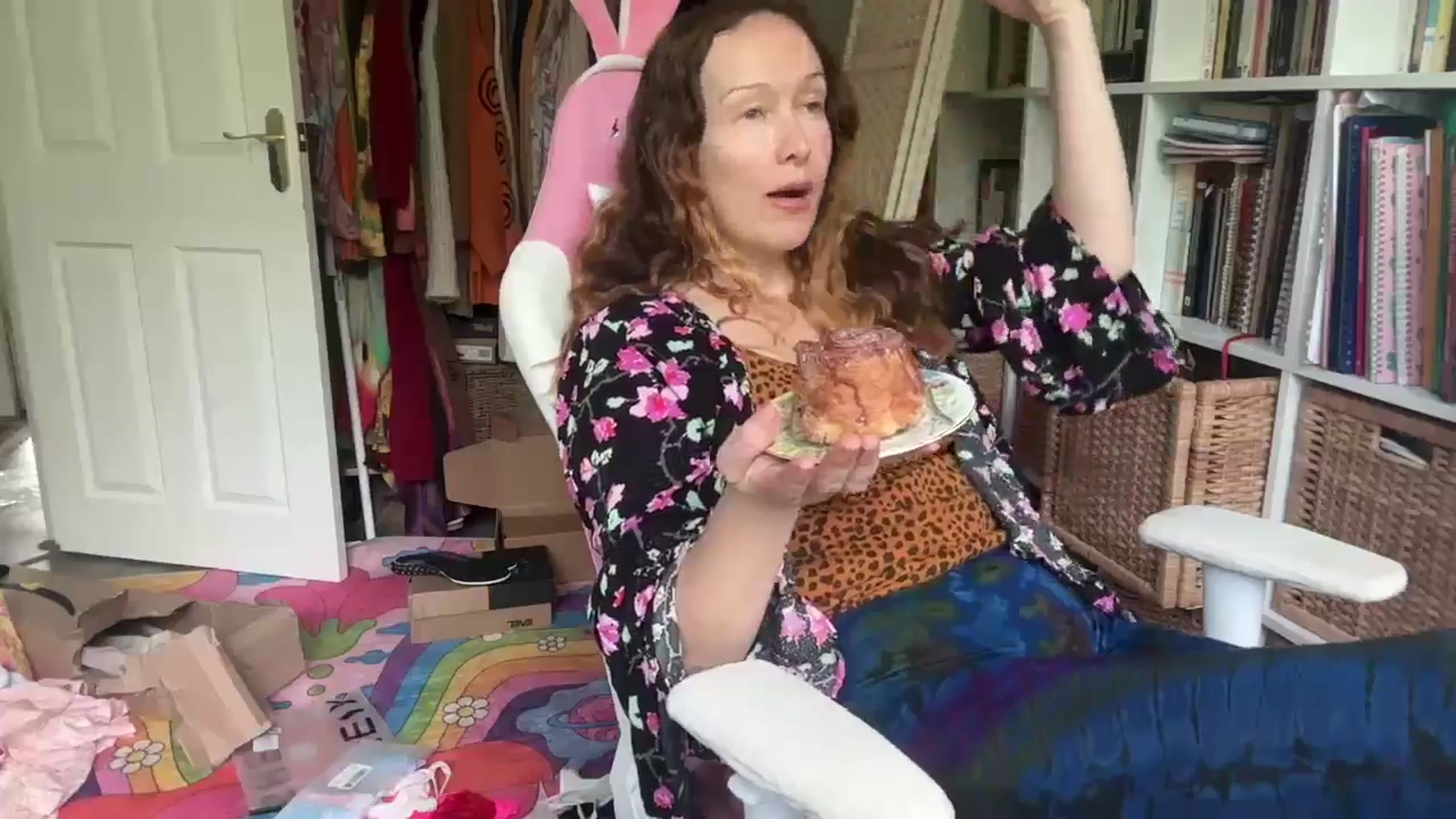 Gallery image thumbnail from Eve_Ulva's myfreecams stream on, 05/17/2024, 12:15 image 7 of 20