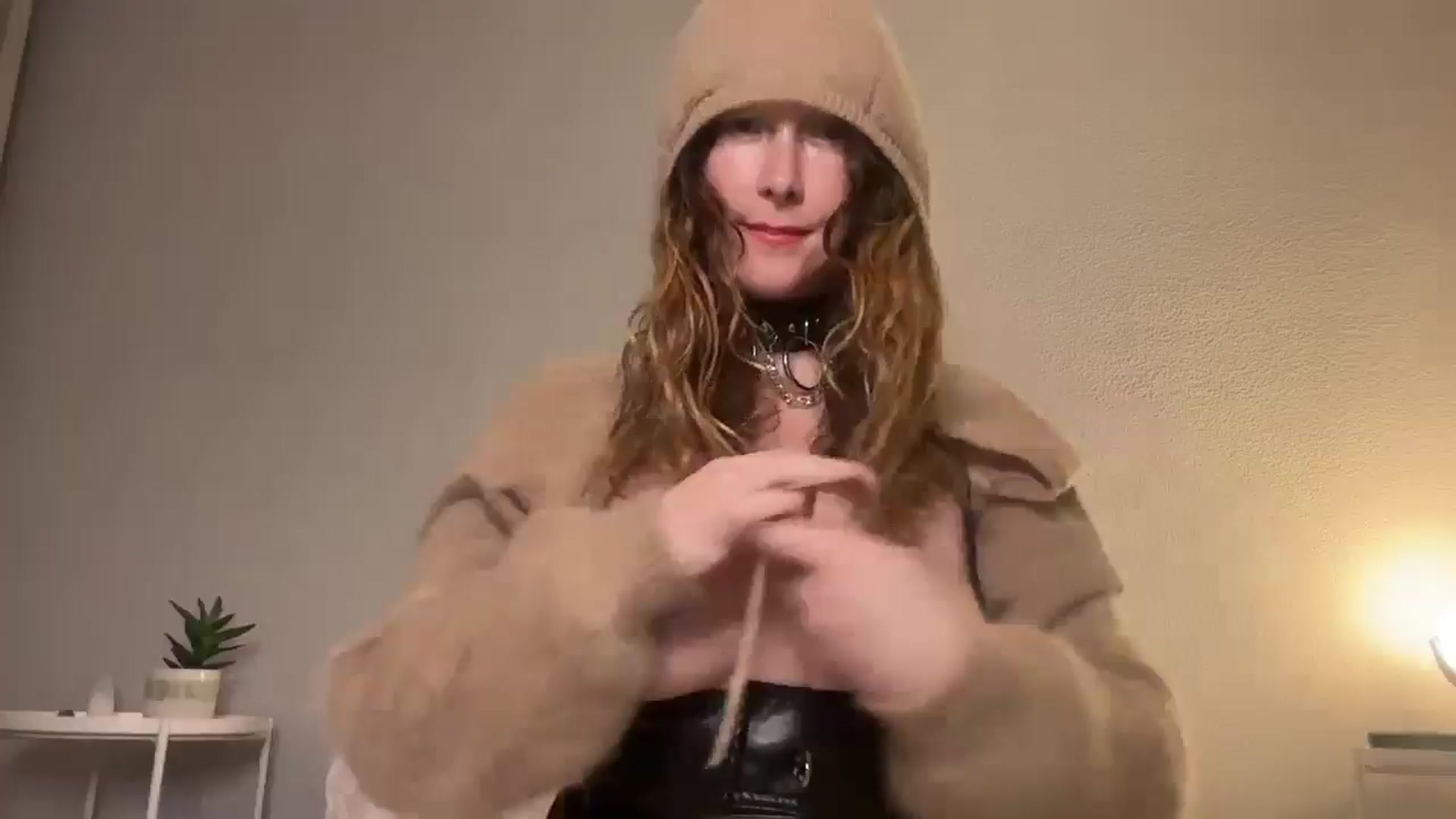 Gallery image thumbnail from Eve_Ulva's myfreecams stream on, 11/12/2024, 21:01 image 16 of 20