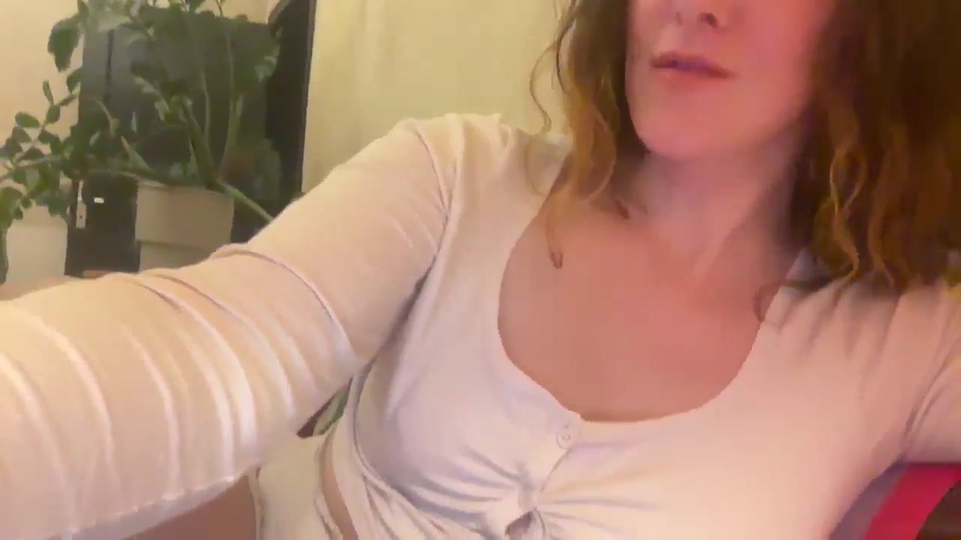 Gallery image thumbnail from Eve_Ulva's myfreecams stream on, 12/20/2024, 19:03 image 10 of 20