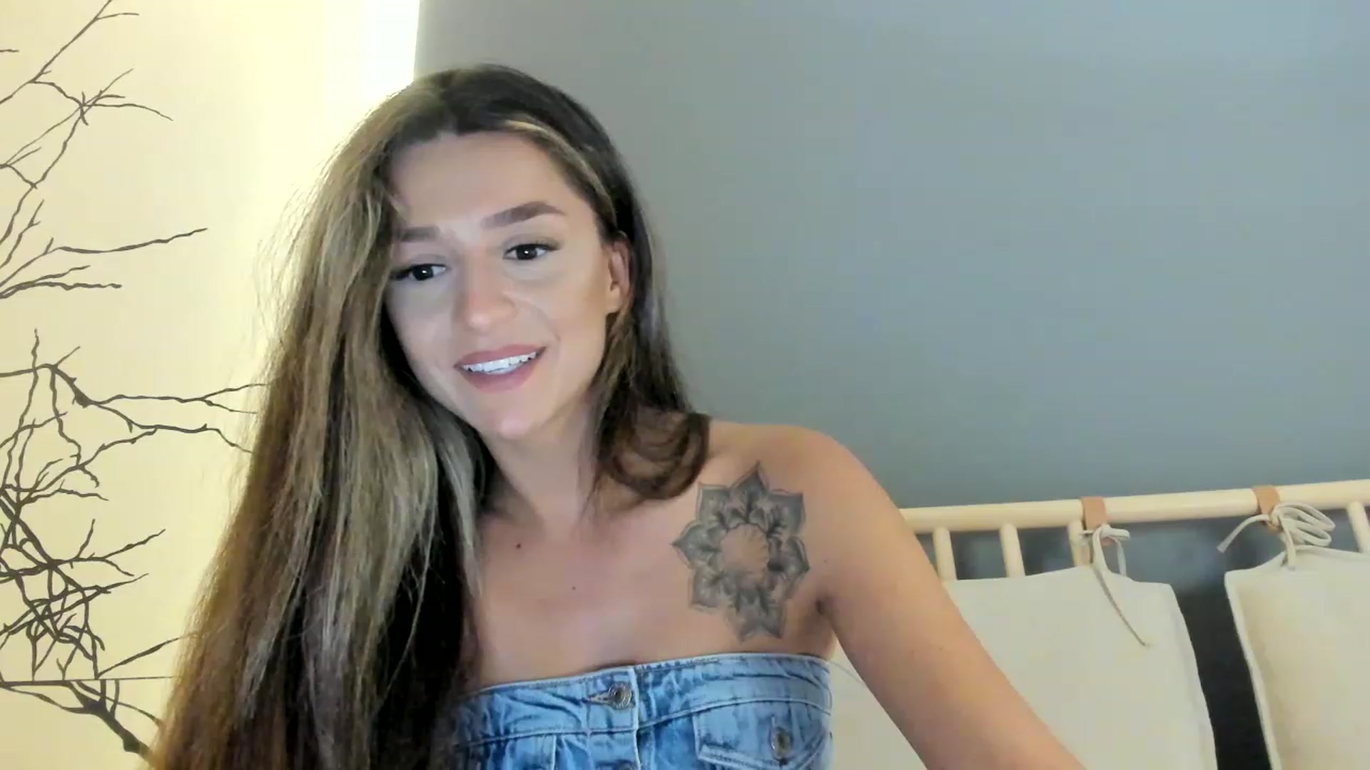 Gallery image thumbnail from Eve___'s myfreecams stream on, 11/26/2022, 16:47 image 3 of 20