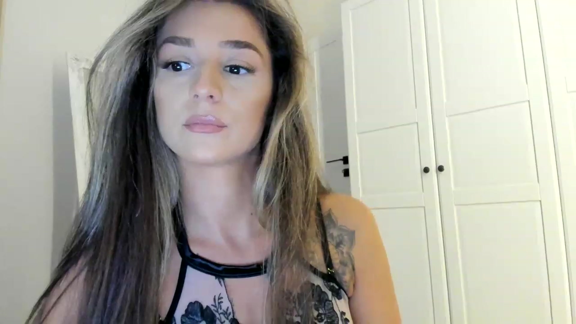 Gallery image thumbnail from Eve___'s myfreecams stream on, 12/02/2022, 16:30 image 6 of 20