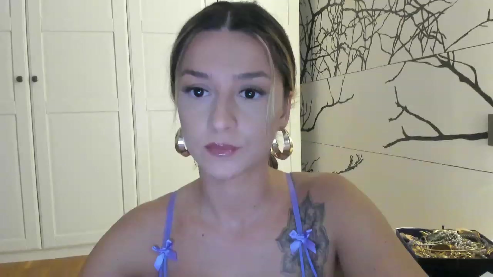 Gallery image thumbnail from Eve___'s myfreecams stream on, 12/07/2022, 16:28 image 10 of 20