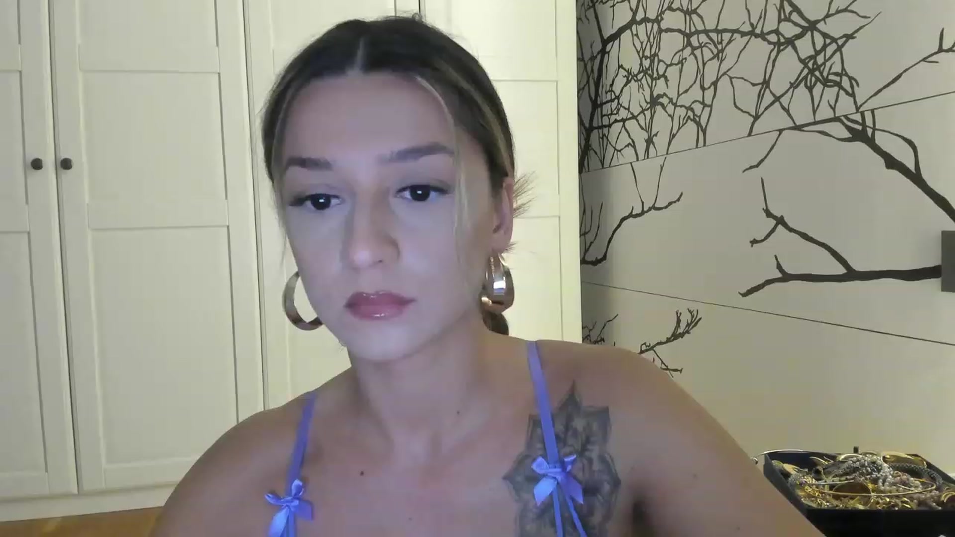 Gallery image thumbnail from Eve___'s myfreecams stream on, 12/07/2022, 16:28 image 9 of 20