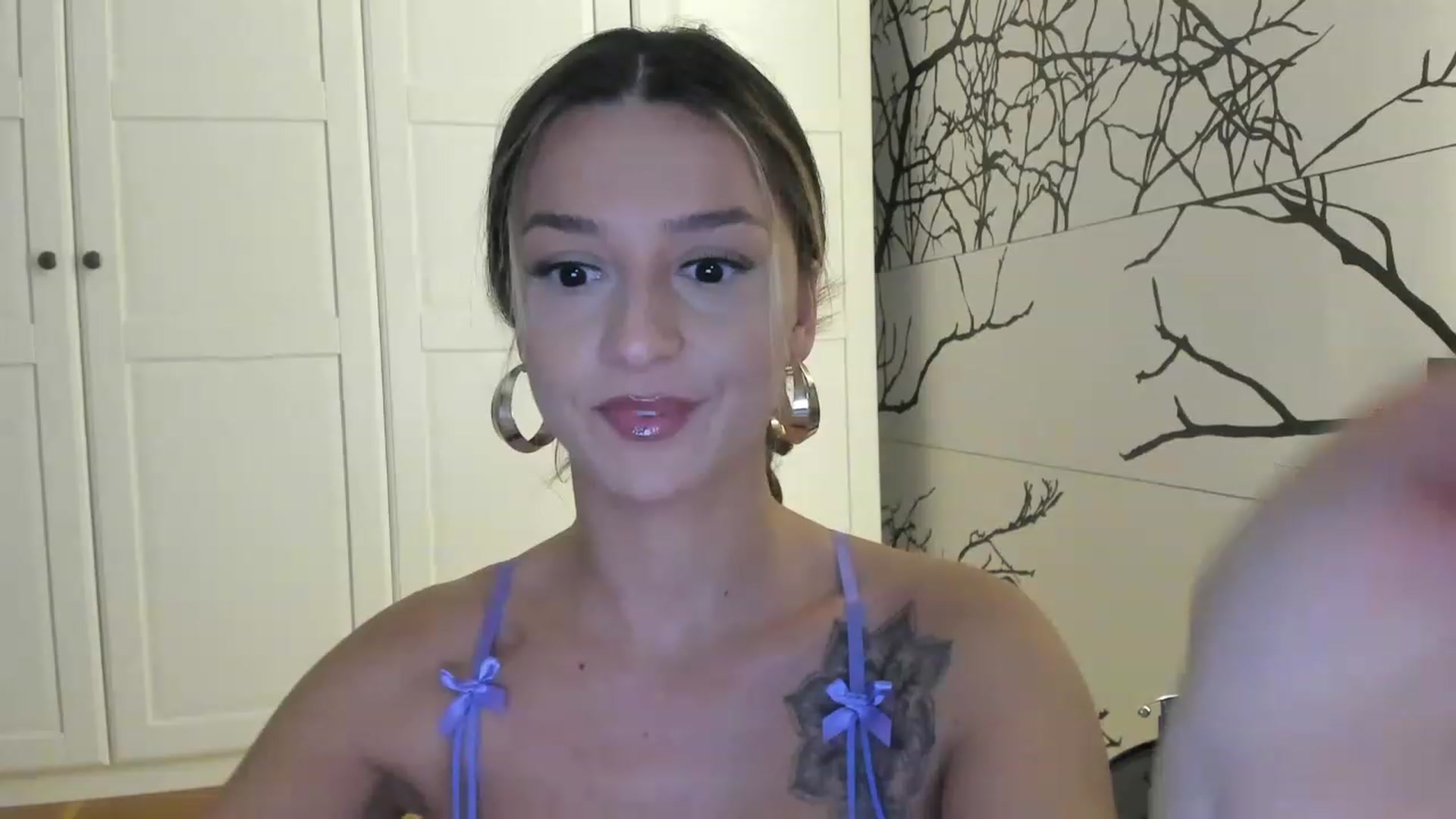 Gallery image thumbnail from Eve___'s myfreecams stream on, 12/07/2022, 16:28 image 12 of 20