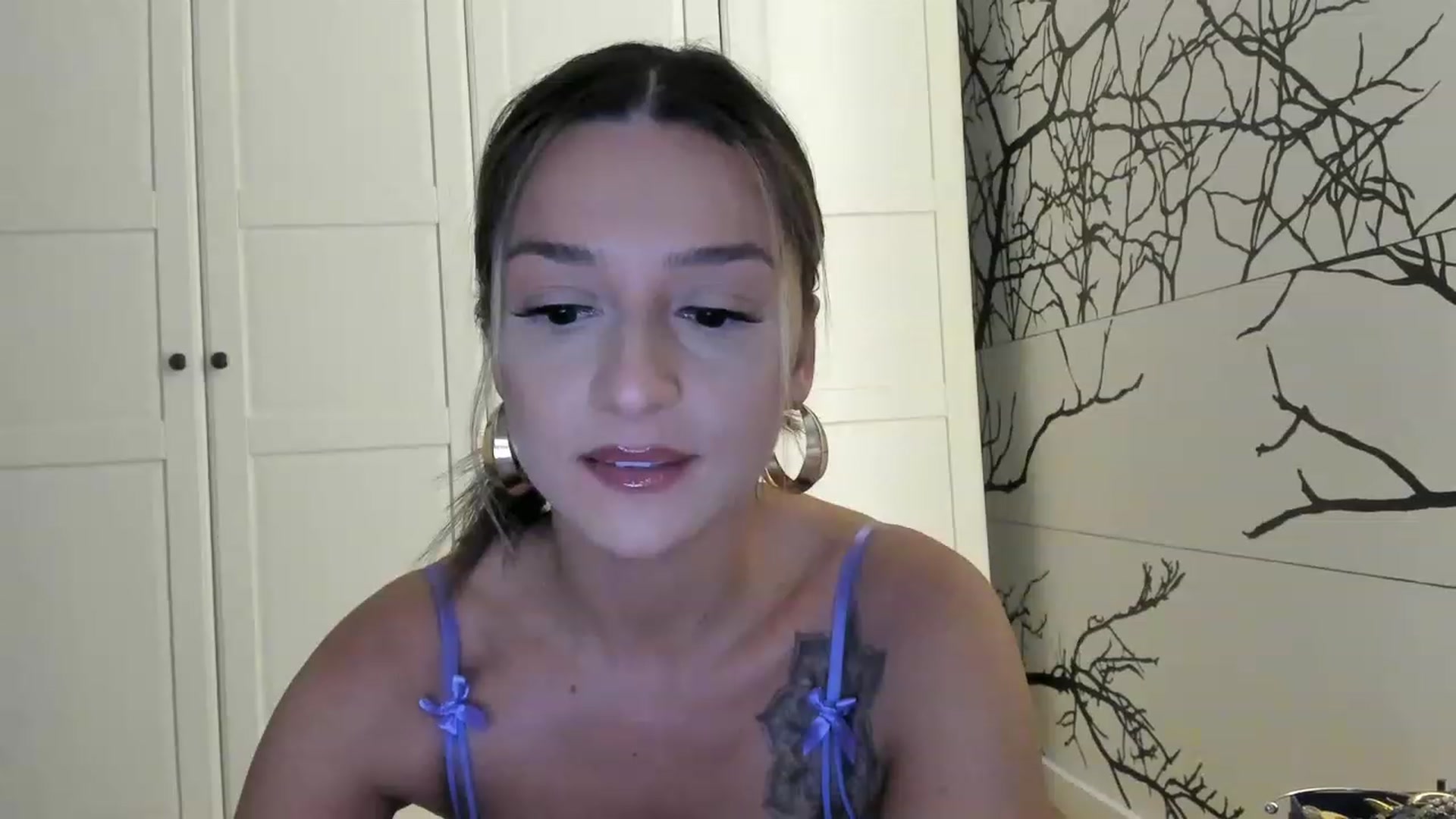 Gallery image thumbnail from Eve___'s myfreecams stream on, 12/07/2022, 16:40 image 7 of 20