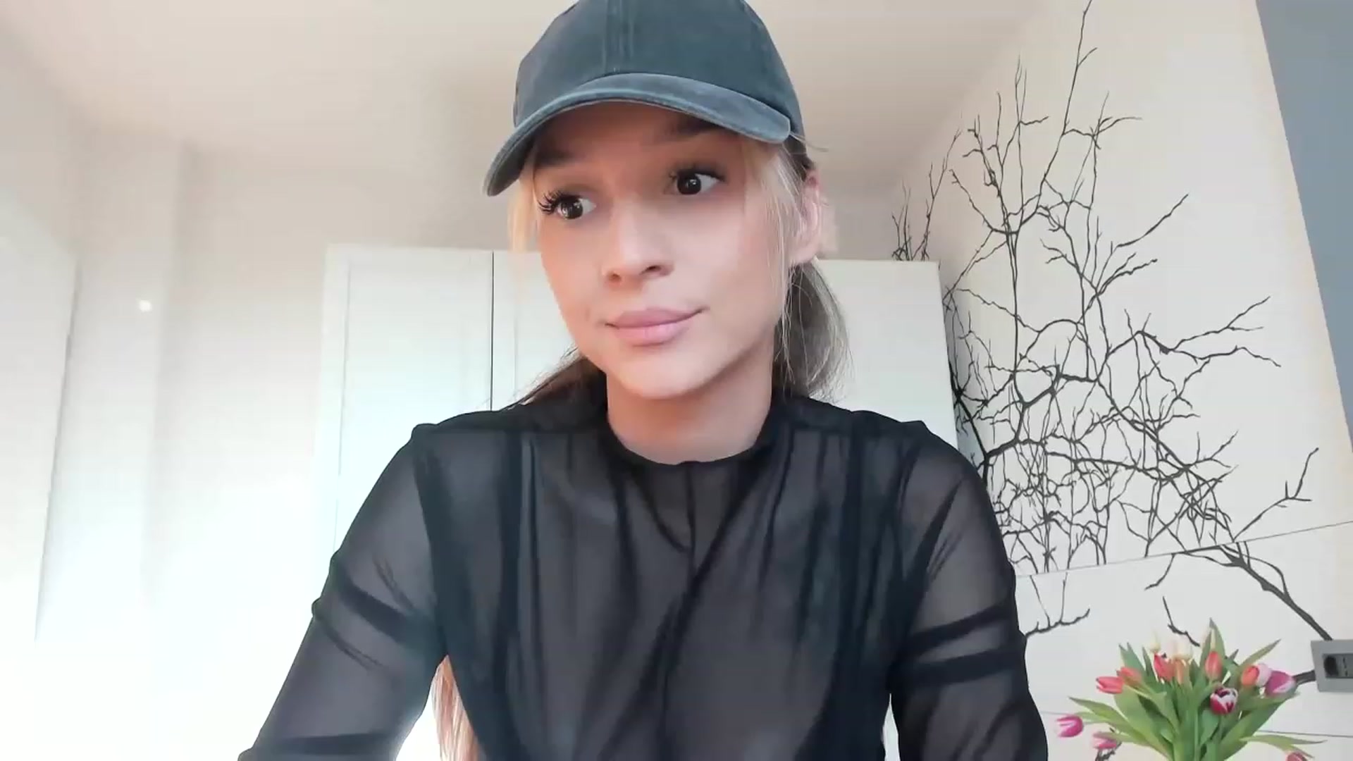 Gallery image thumbnail from Eve___'s myfreecams stream on, 02/07/2023, 16:08 image 1 of 20