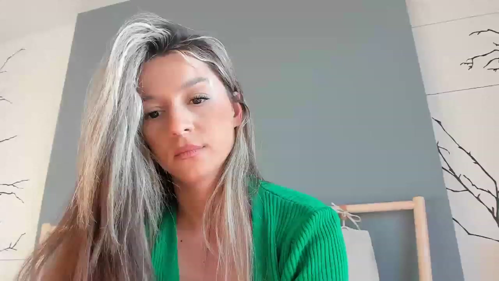 Gallery image thumbnail from Eve___'s myfreecams stream on, 02/09/2023, 14:18 image 16 of 20