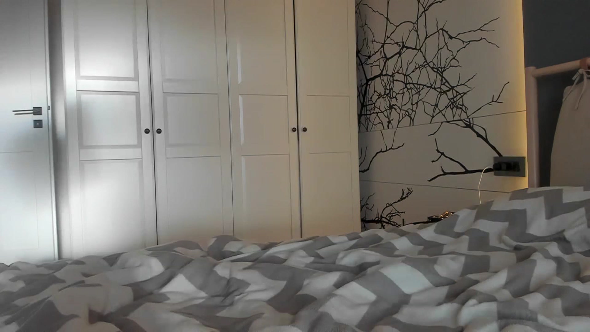 Gallery image thumbnail from Eve___'s myfreecams stream on, 02/25/2023, 14:59 image 15 of 20