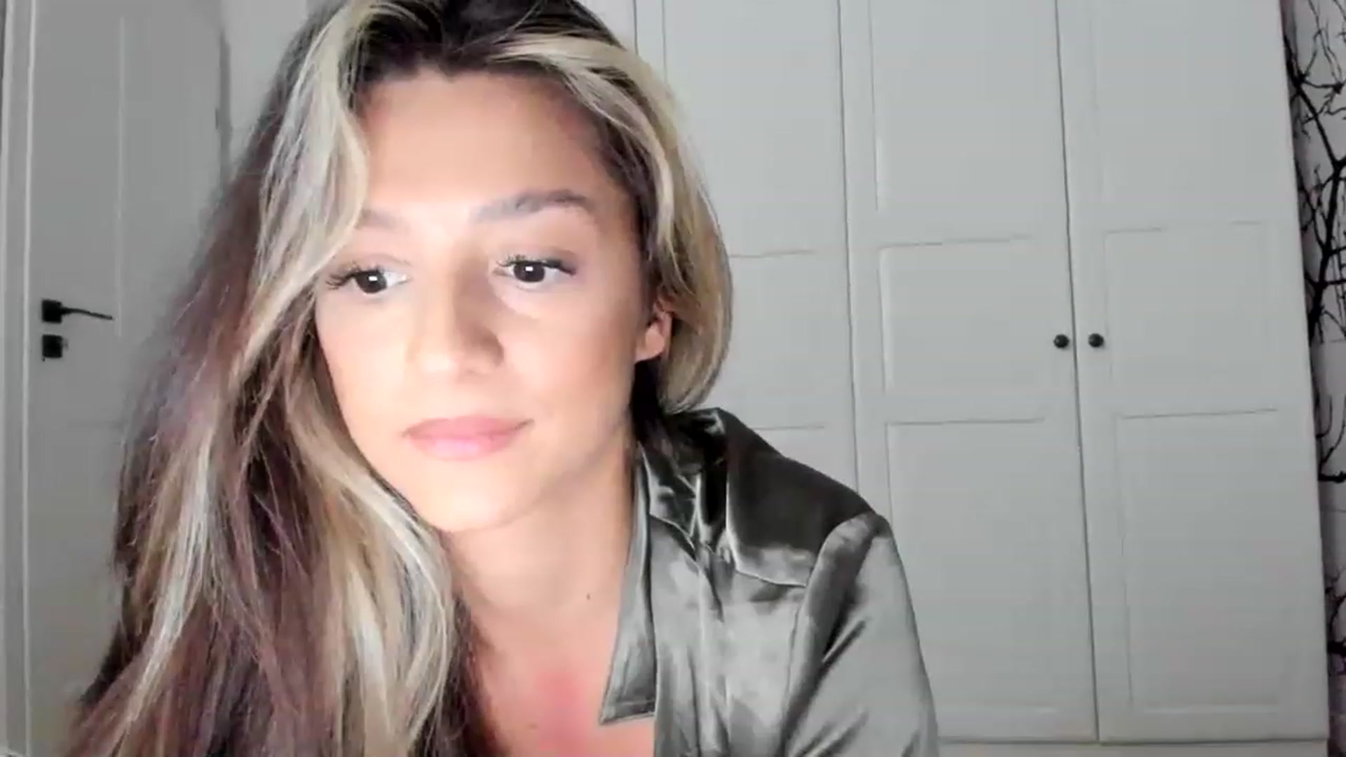 Gallery image thumbnail from Eve___'s myfreecams stream on, 03/01/2023, 16:48 image 19 of 20