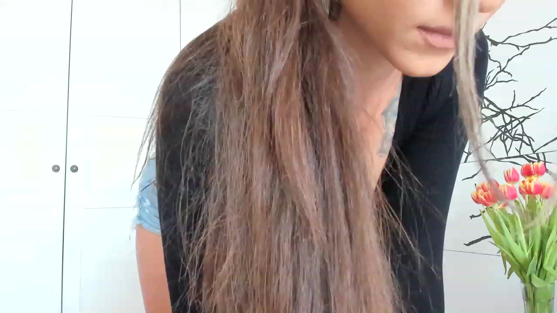 Gallery image thumbnail from Eve___'s myfreecams stream on, 03/02/2023, 11:11 image 9 of 20