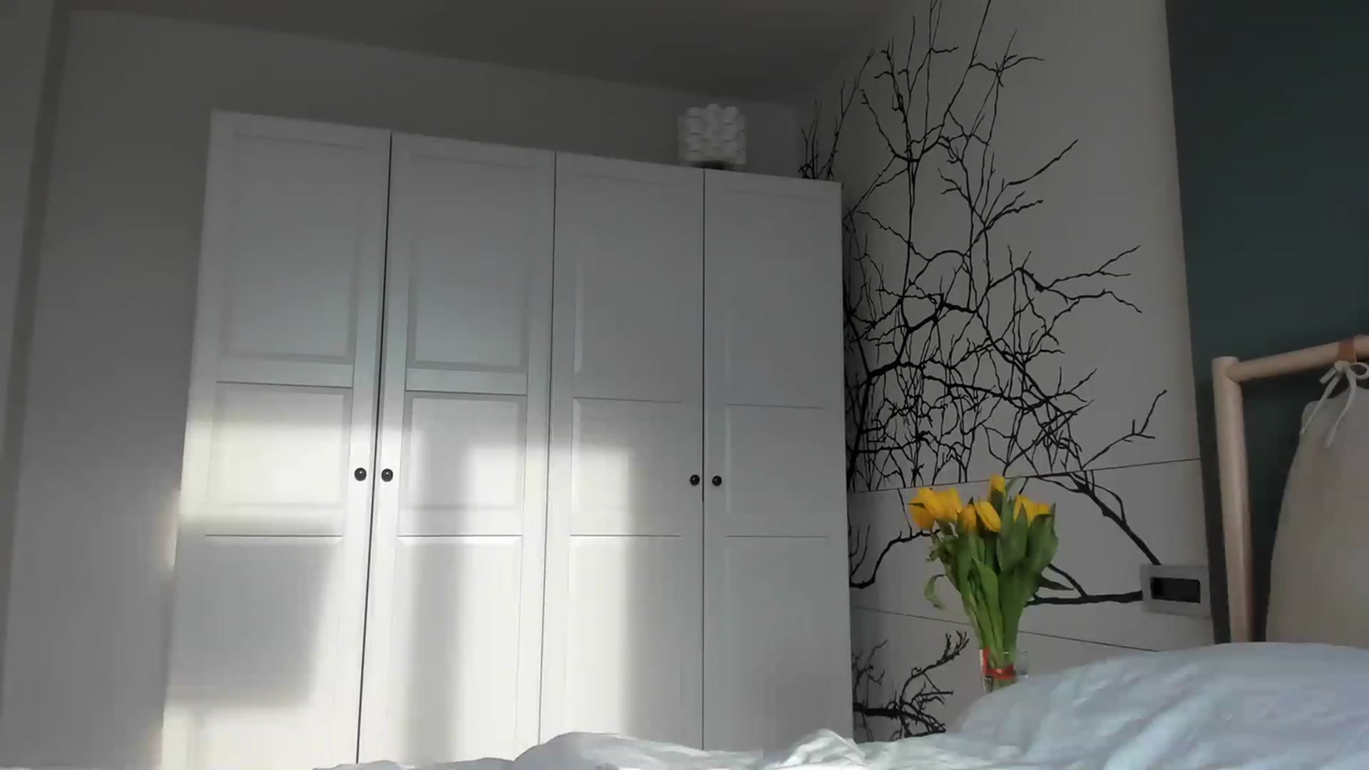 Gallery image thumbnail from Eve___'s myfreecams stream on, 03/08/2023, 15:34 image 12 of 20