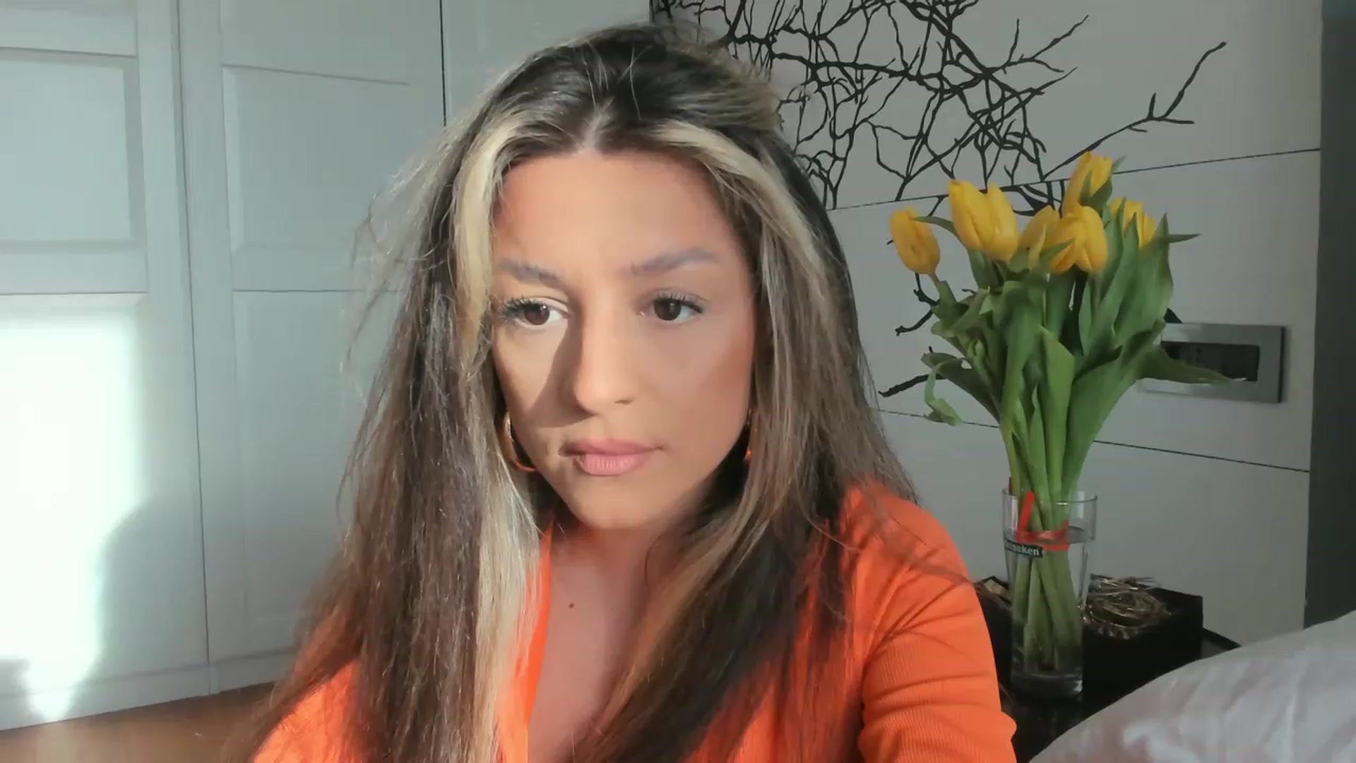 Gallery image thumbnail from Eve___'s myfreecams stream on, 03/08/2023, 15:34 image 7 of 20
