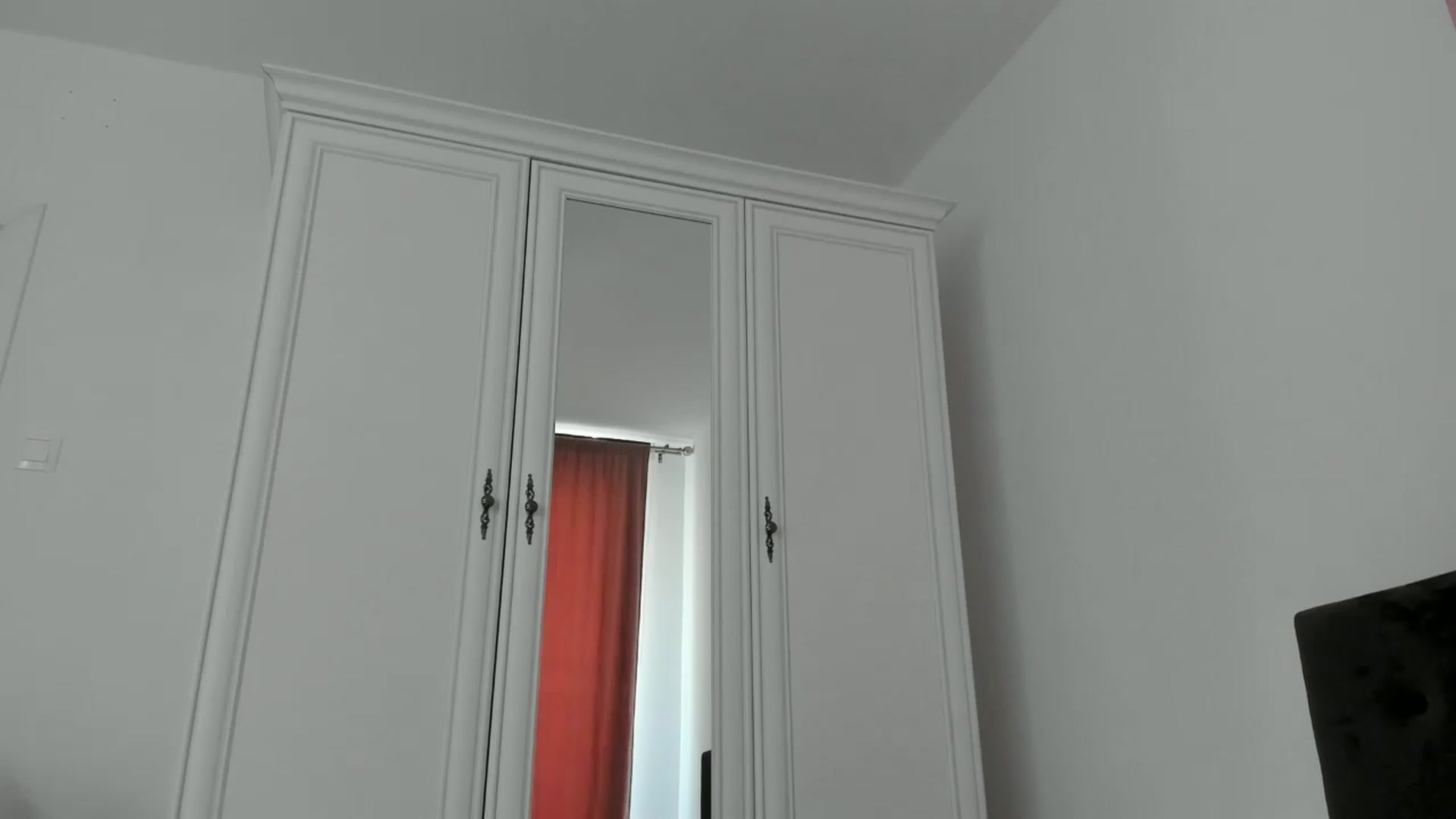 Gallery image thumbnail from Eve___'s myfreecams stream on, 04/13/2023, 11:15 image 16 of 20