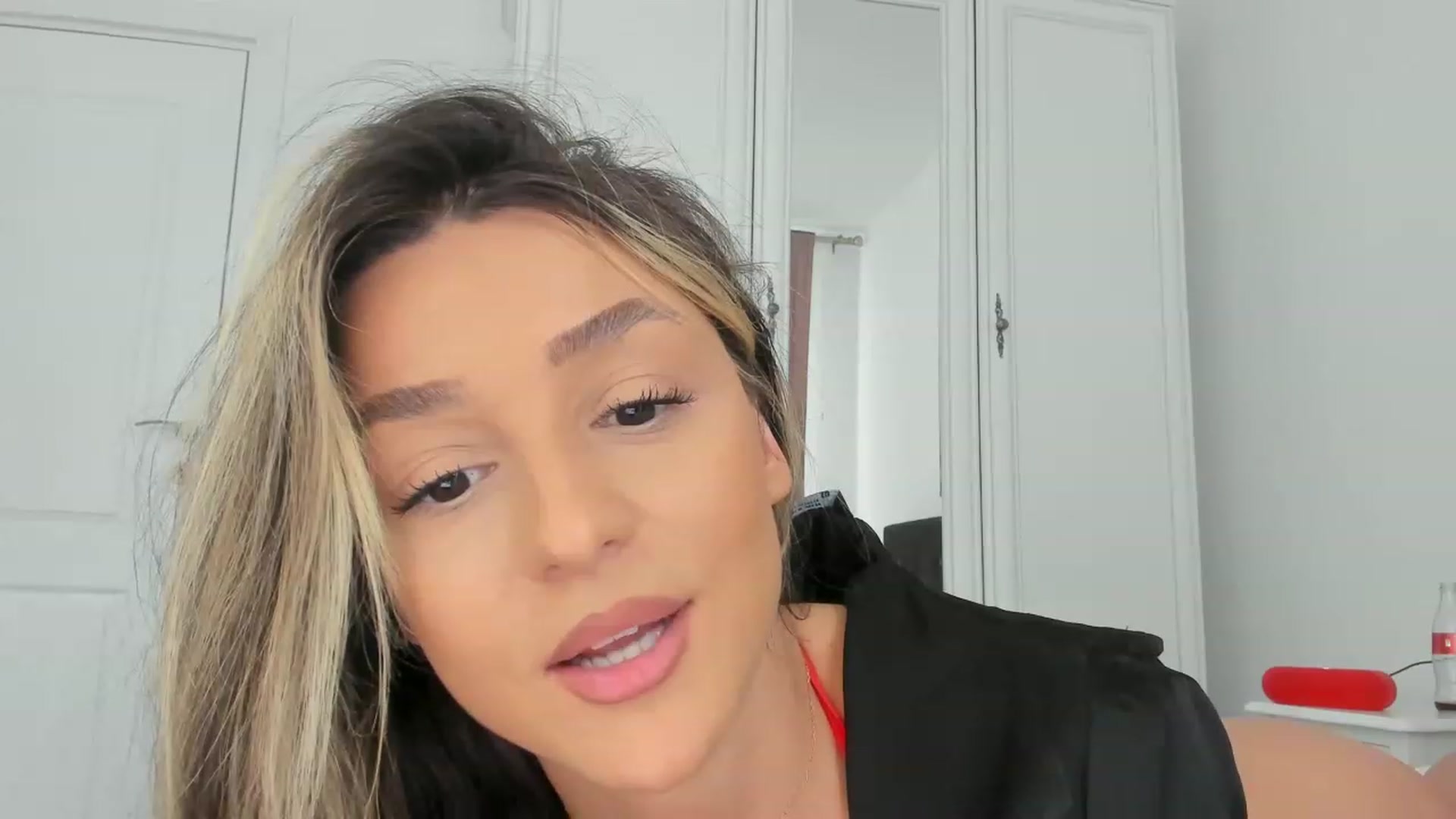 Gallery image thumbnail from Eve___'s myfreecams stream on, 04/19/2023, 15:25 image 18 of 20
