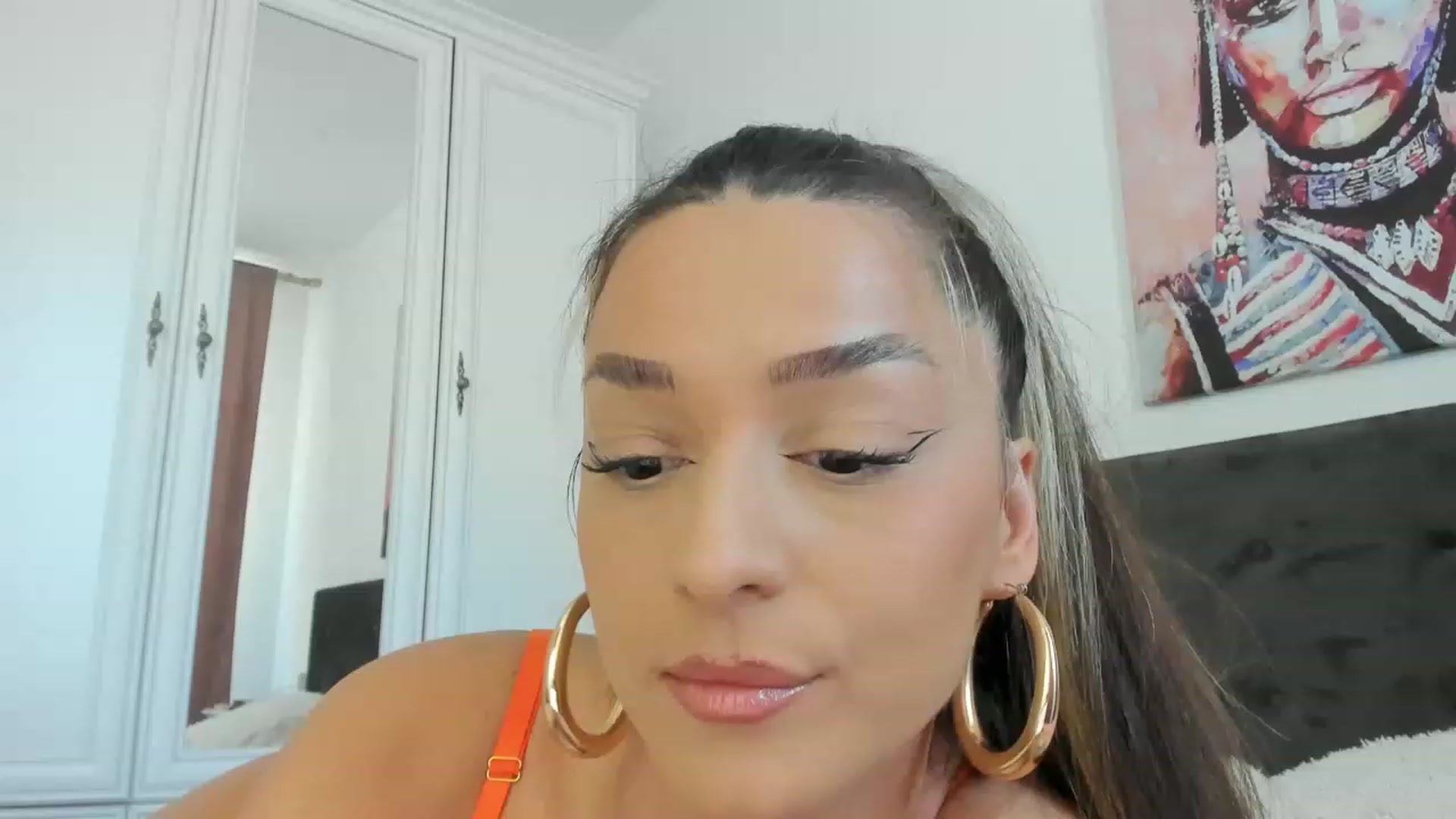 Gallery image thumbnail from Eve___'s myfreecams stream on, 04/28/2023, 14:12 image 1 of 20