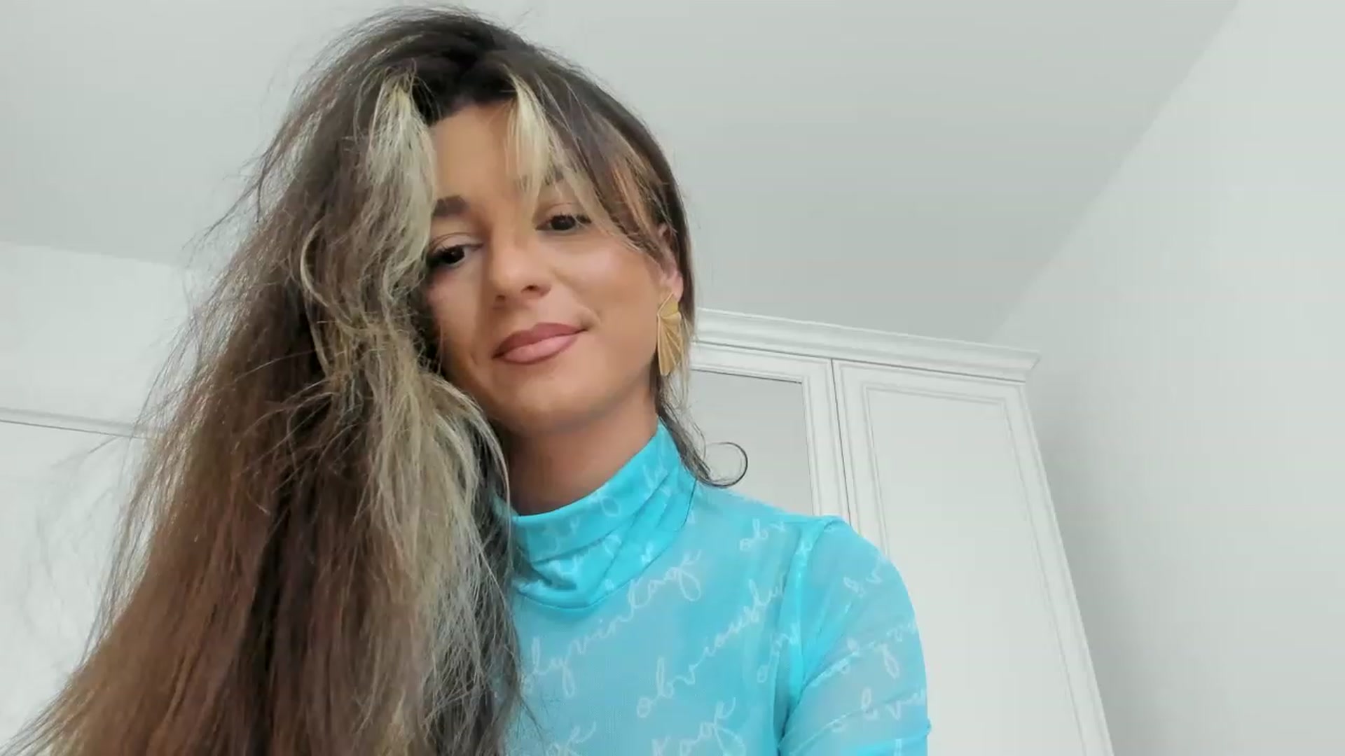 Gallery image thumbnail from Eve___'s myfreecams stream on, 05/07/2023, 13:12 image 16 of 20