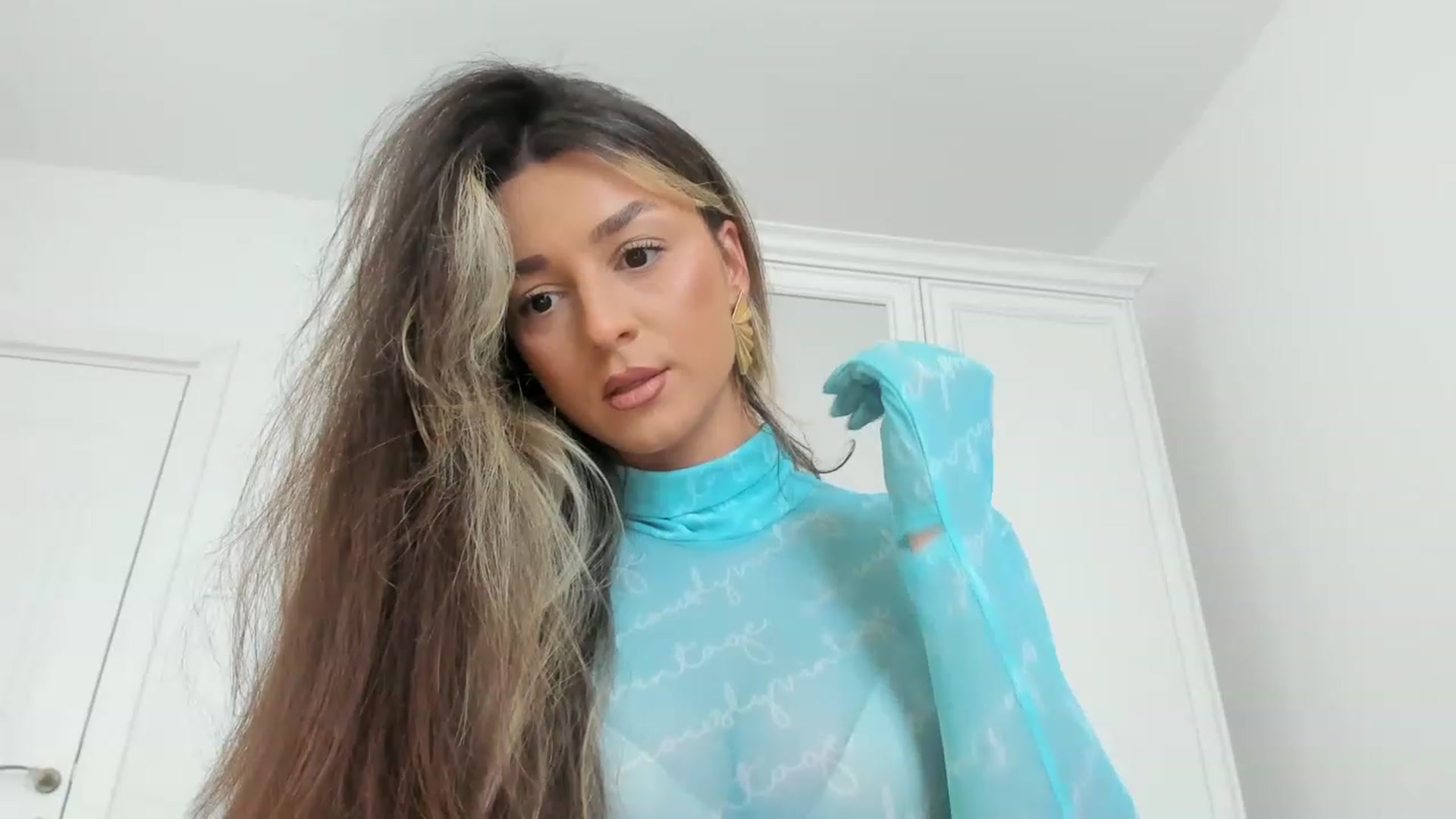 Gallery image thumbnail from Eve___'s myfreecams stream on, 05/07/2023, 13:12 image 19 of 20