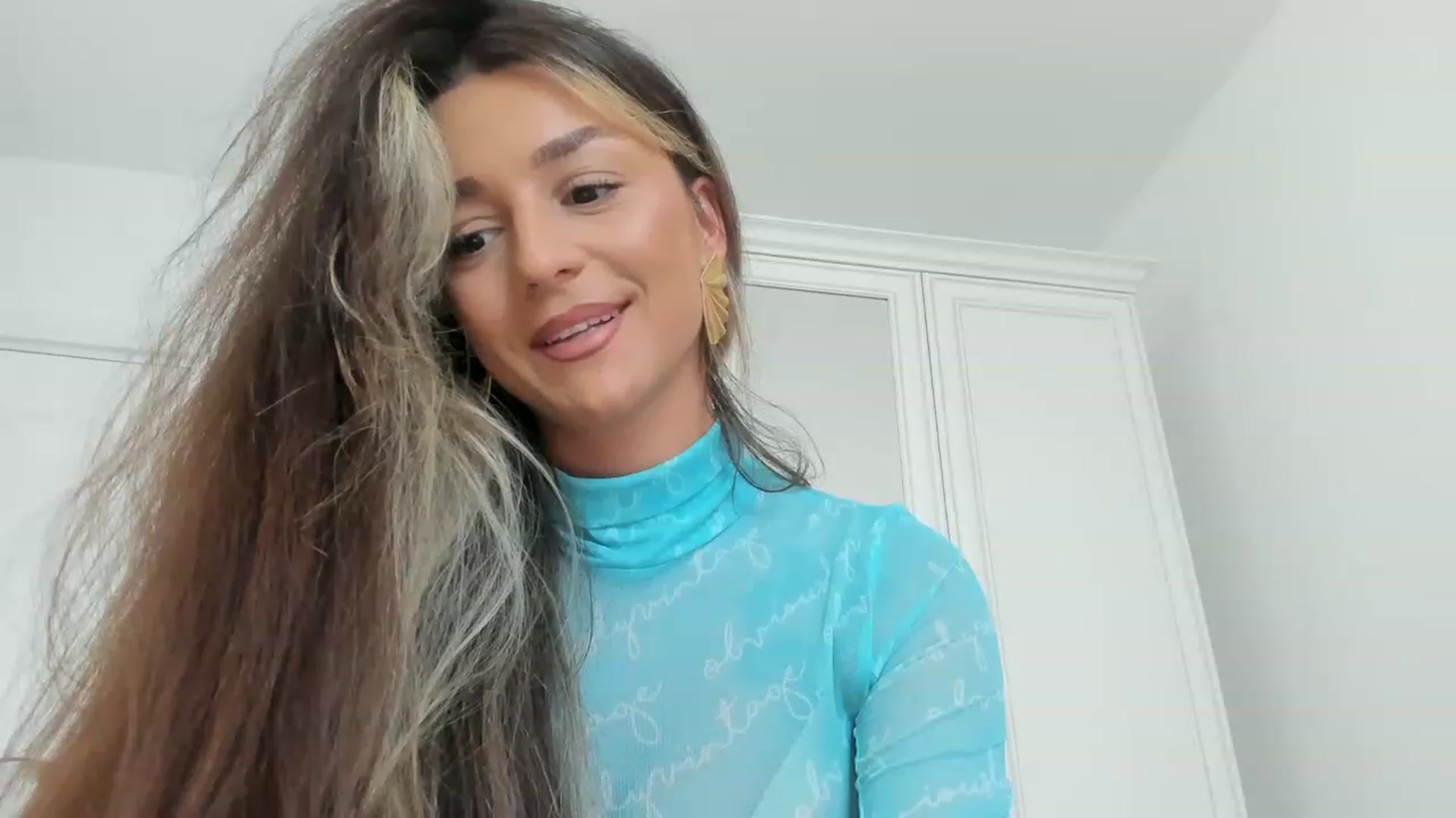 Gallery image thumbnail from Eve___'s myfreecams stream on, 05/07/2023, 13:12 image 20 of 20