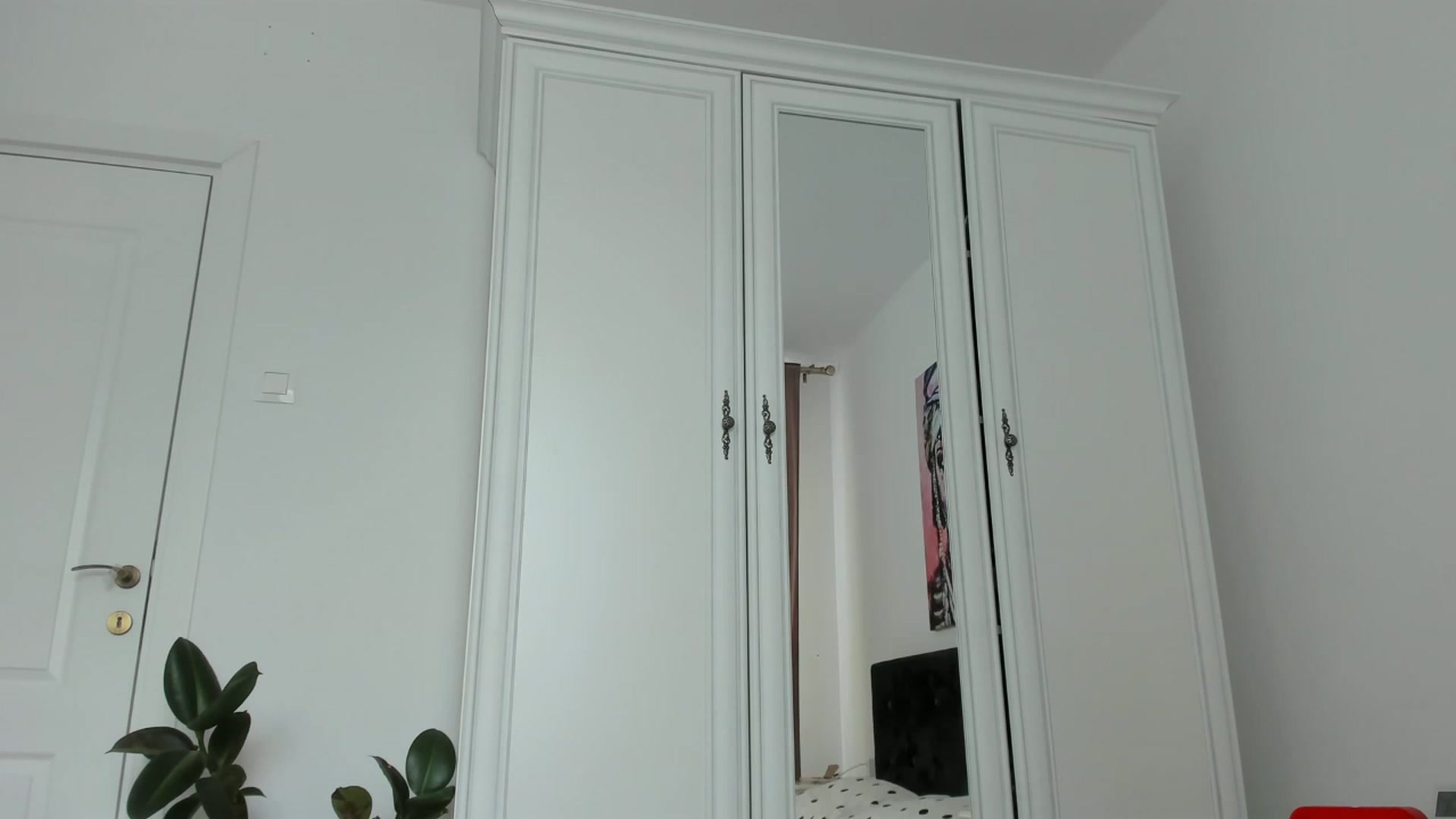 Gallery image thumbnail from Eve___'s myfreecams stream on, 05/18/2023, 14:08 image 12 of 20