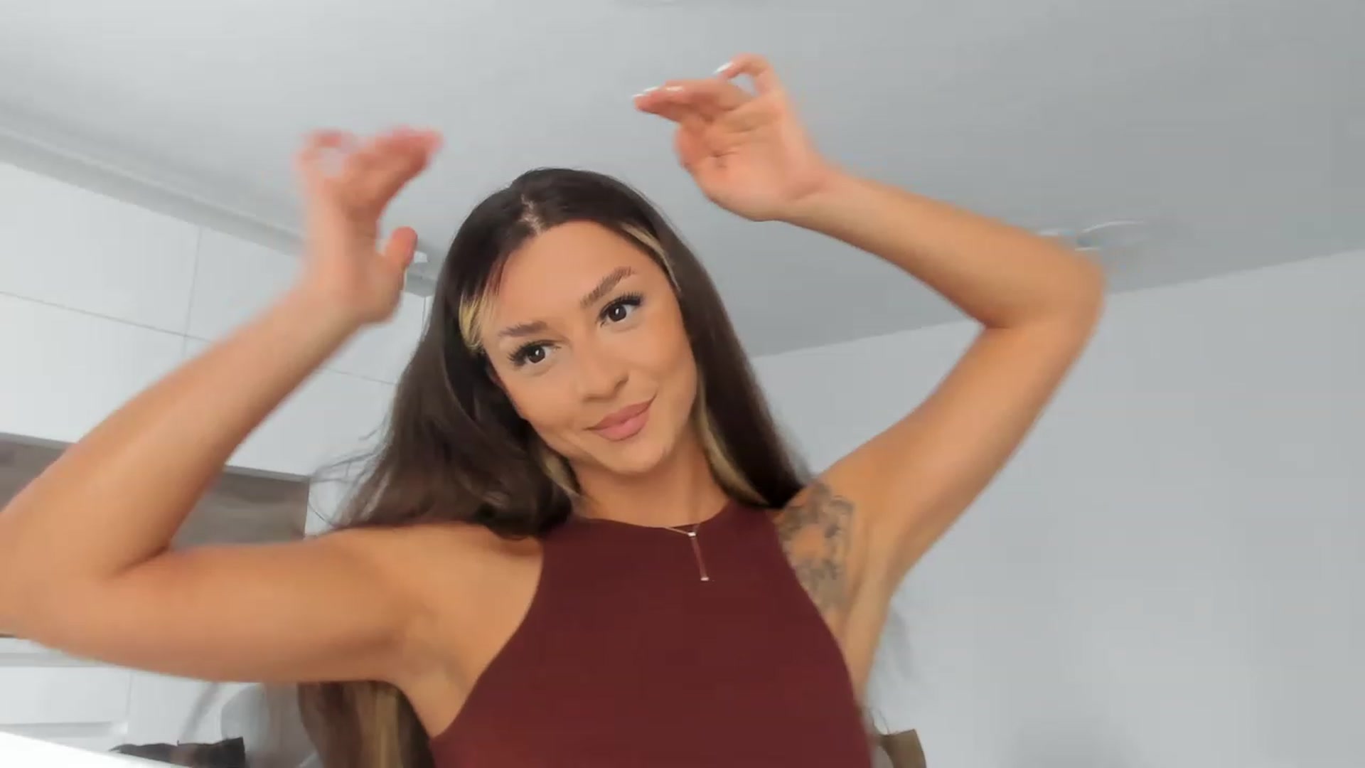Gallery image thumbnail from Eve___'s myfreecams stream on, 06/08/2023, 12:43 image 9 of 20