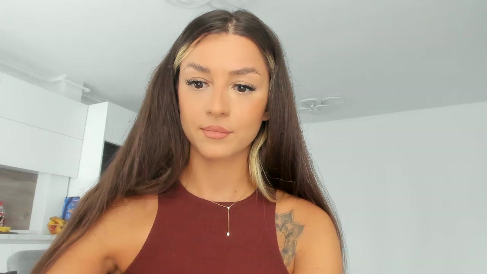 Gallery image thumbnail from Eve___'s myfreecams stream on, 06/08/2023, 12:43 image 18 of 20