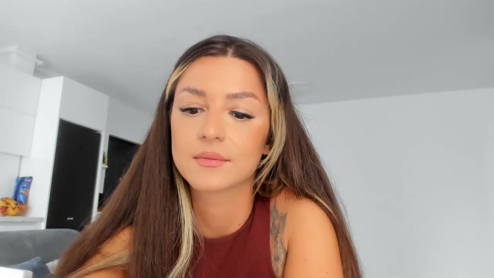 Gallery image thumbnail from Eve___'s myfreecams stream on, 06/08/2023, 14:33 image 2 of 20