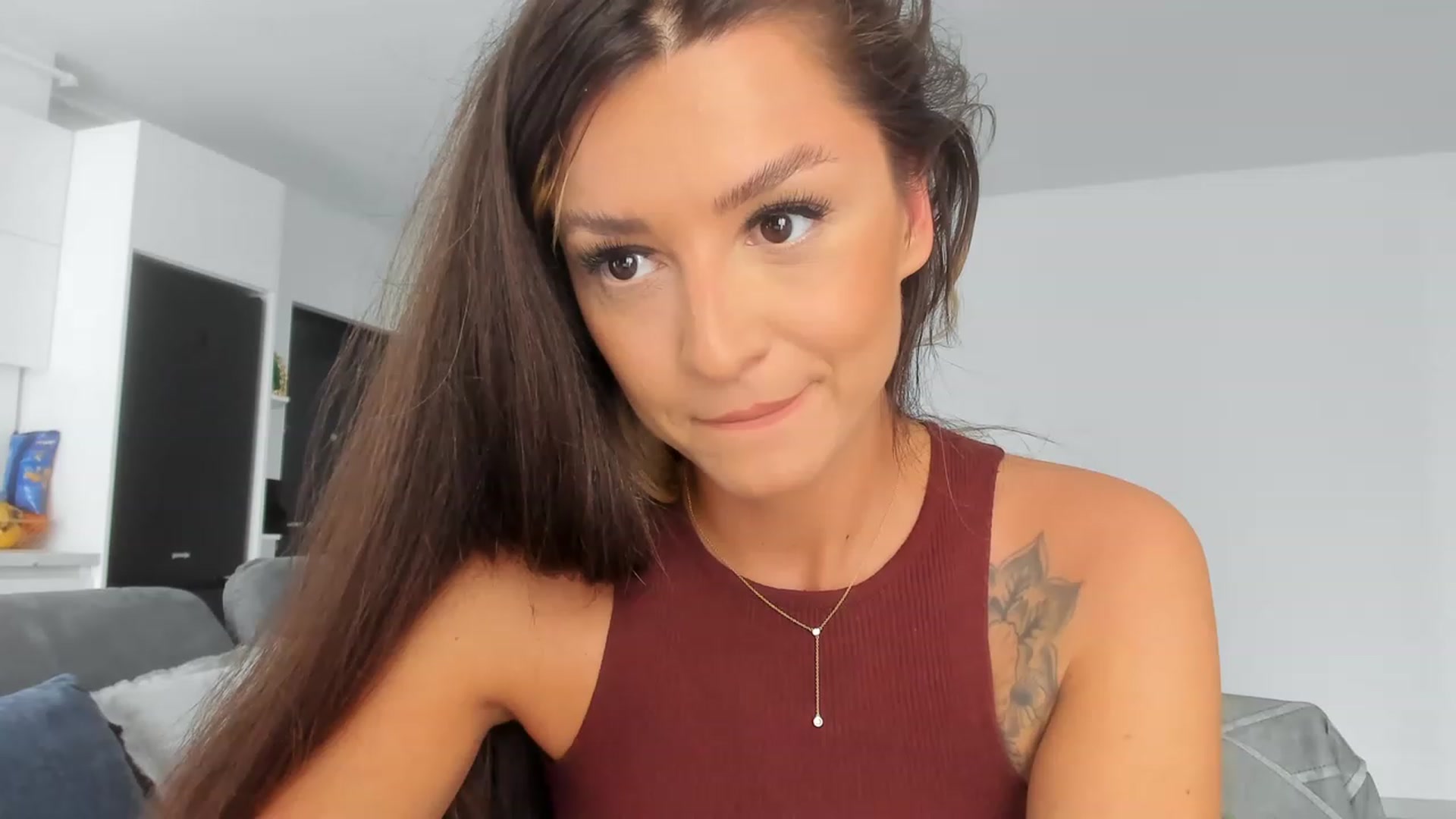 Gallery image thumbnail from Eve___'s myfreecams stream on, 06/08/2023, 14:33 image 19 of 20