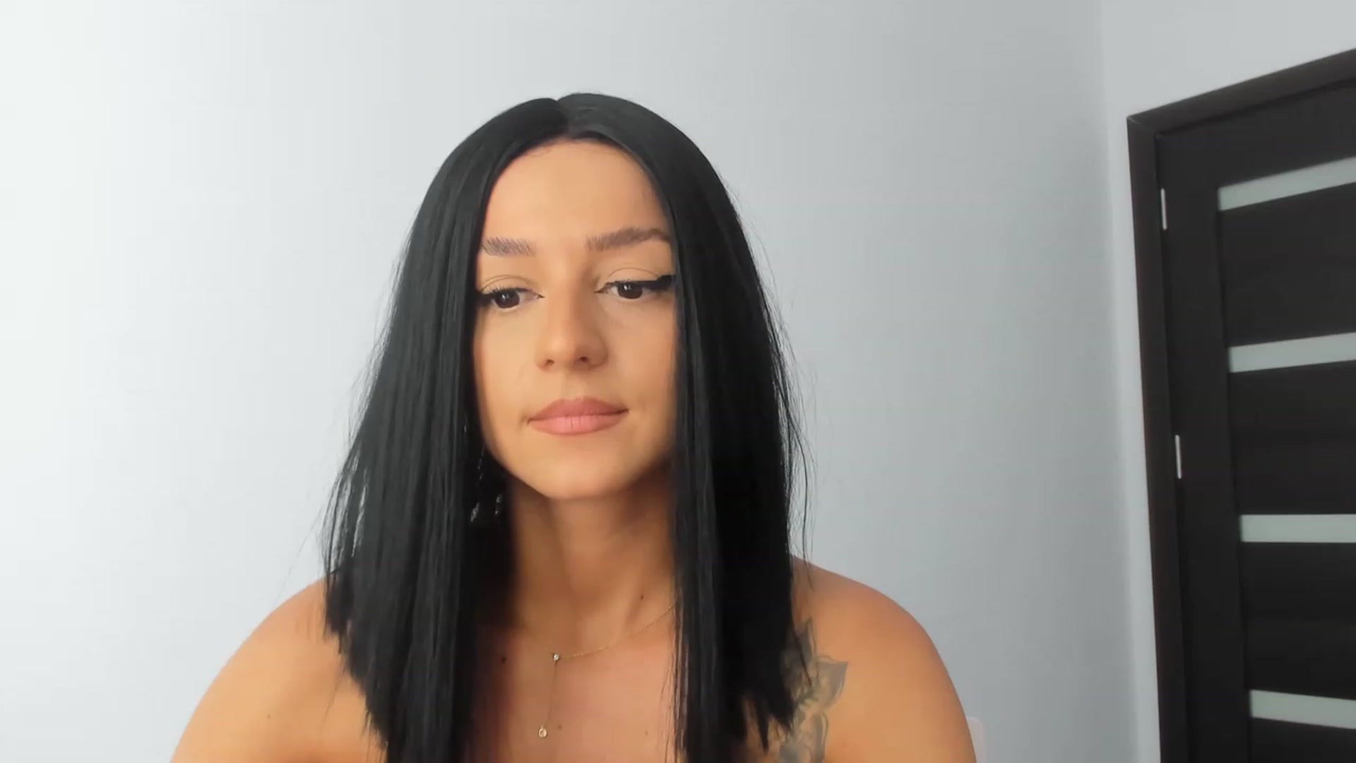 Gallery image thumbnail from Eve___'s myfreecams stream on, 06/11/2023, 14:53 image 6 of 20