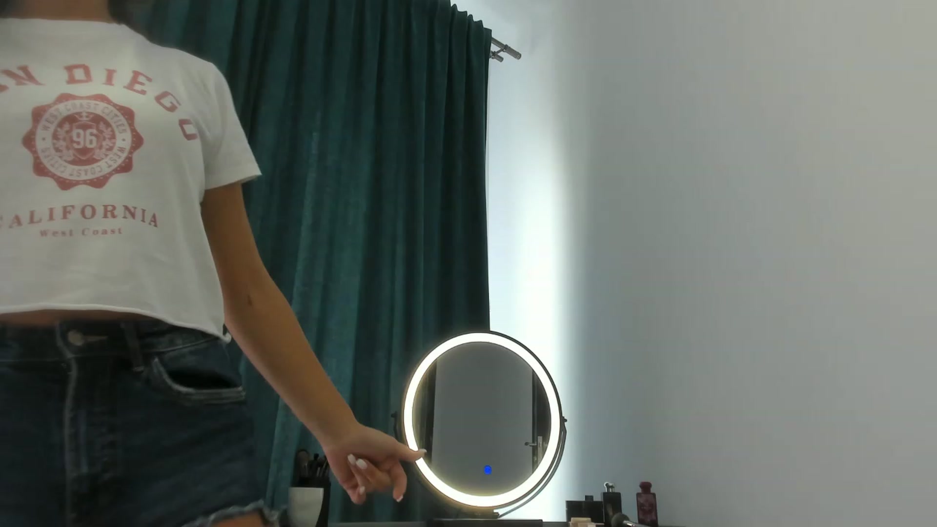 Gallery image thumbnail from Eve___'s myfreecams stream on, 06/15/2023, 13:28 image 8 of 20
