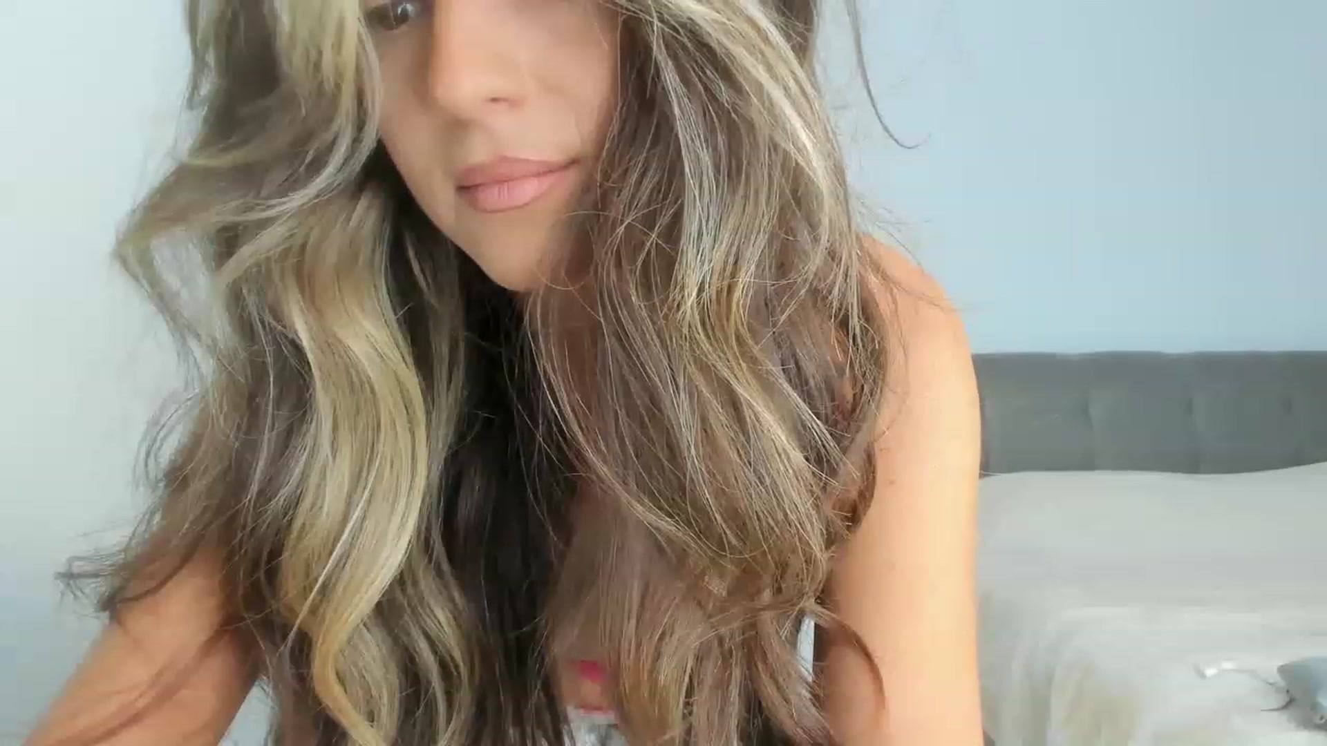 Gallery image thumbnail from Eve___'s myfreecams stream on, 06/16/2023, 14:23 image 8 of 20