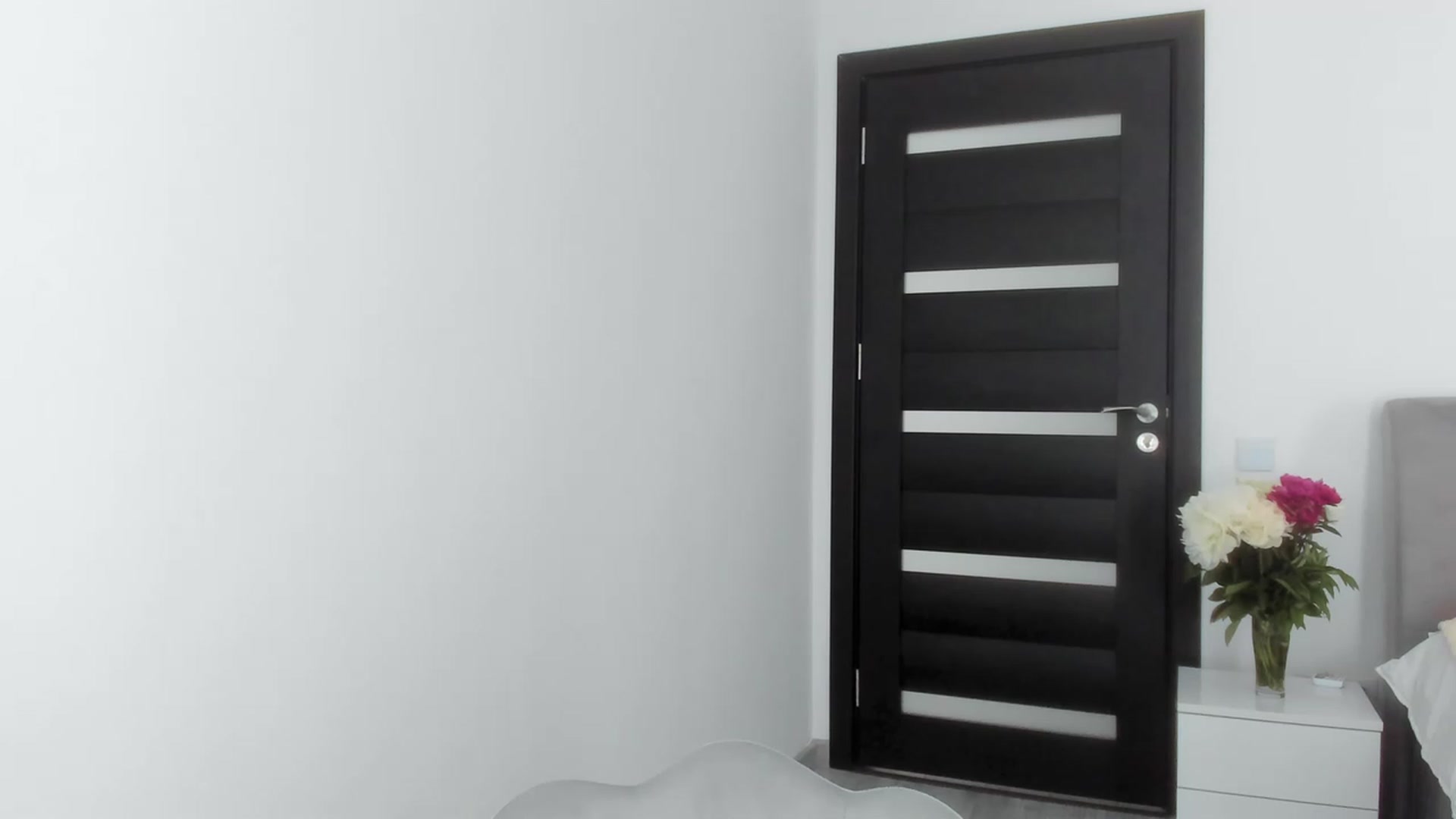 Gallery image thumbnail from Eve___'s myfreecams stream on, 06/18/2023, 14:23 image 1 of 20
